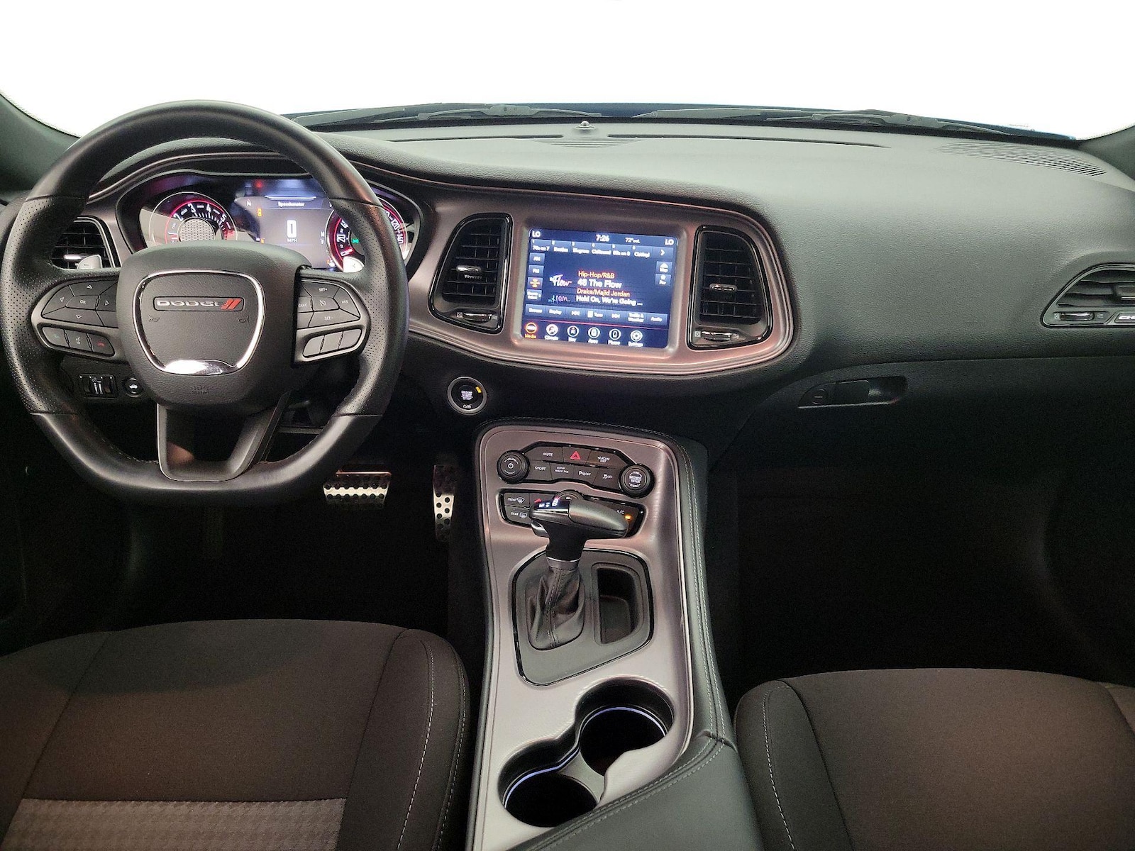 2023 Dodge Challenger R/T - Photo 10
