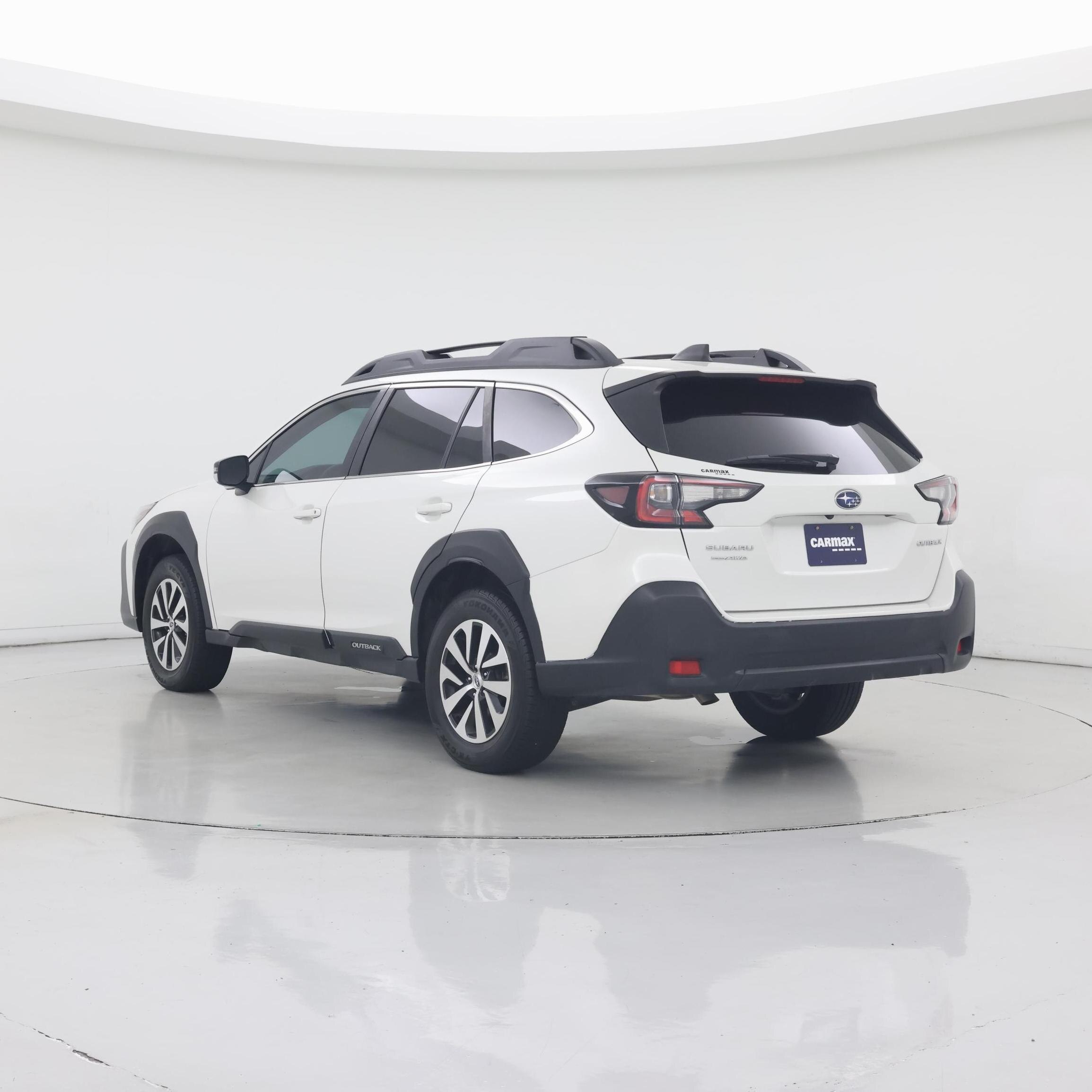 Thumbnail: 2023 Subaru Outback - 2