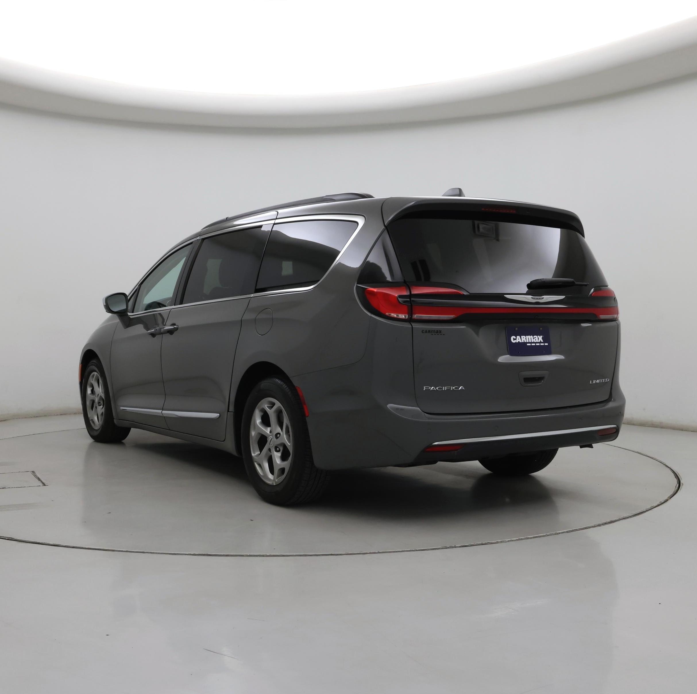 Thumbnail: 2022 Chrysler Pacifica - 2