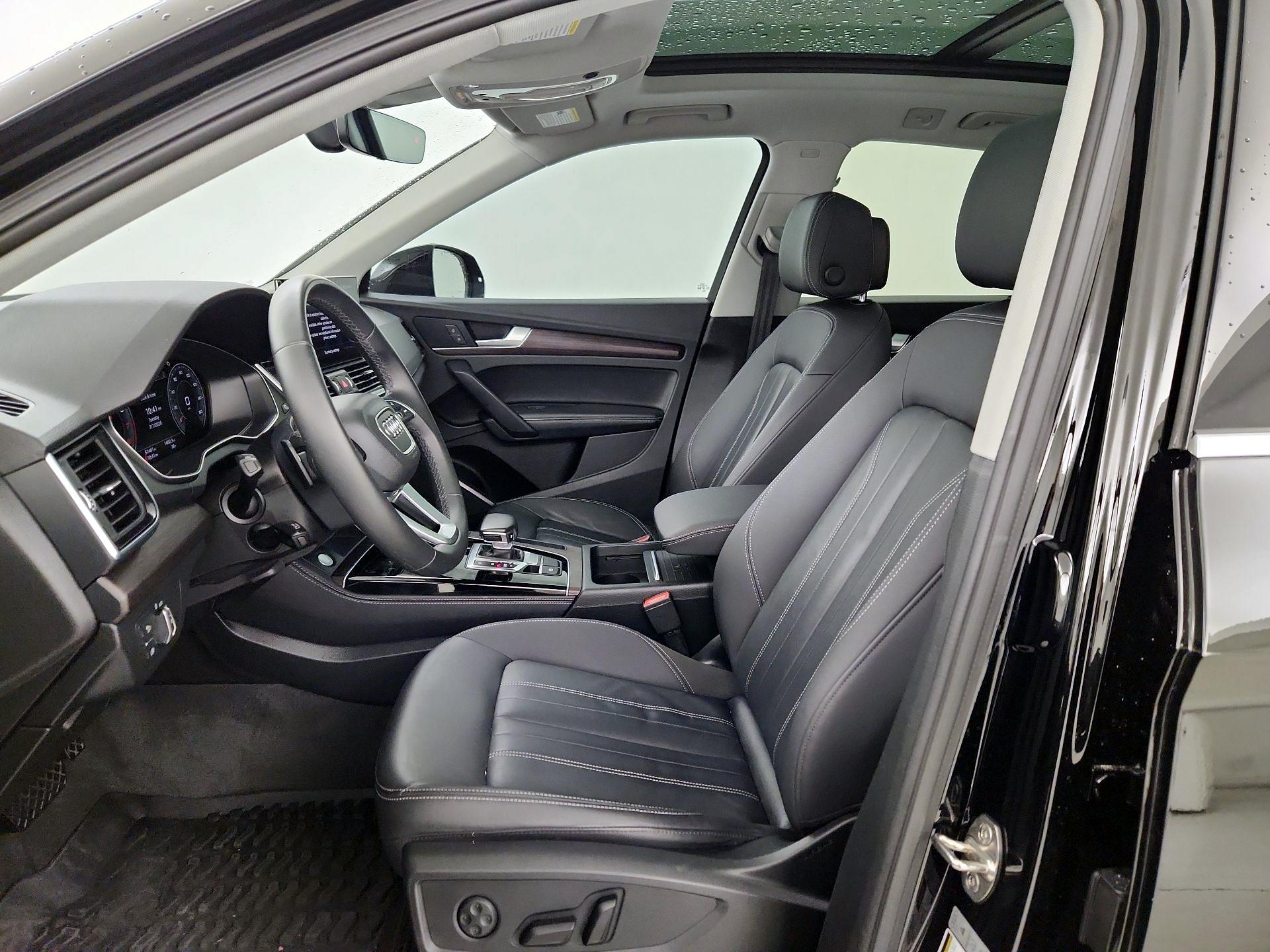 Thumbnail: 2021 Audi Q5 - 11