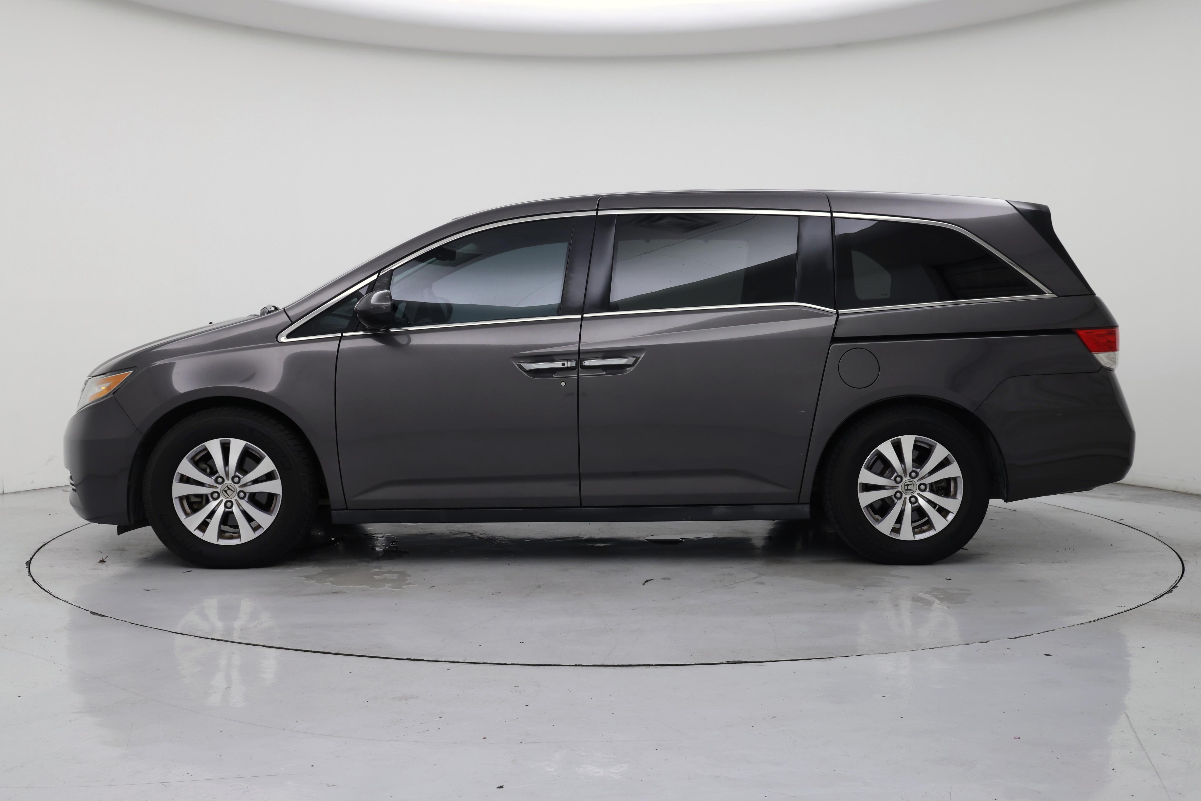 Thumbnail: 2015 Honda Odyssey - 3