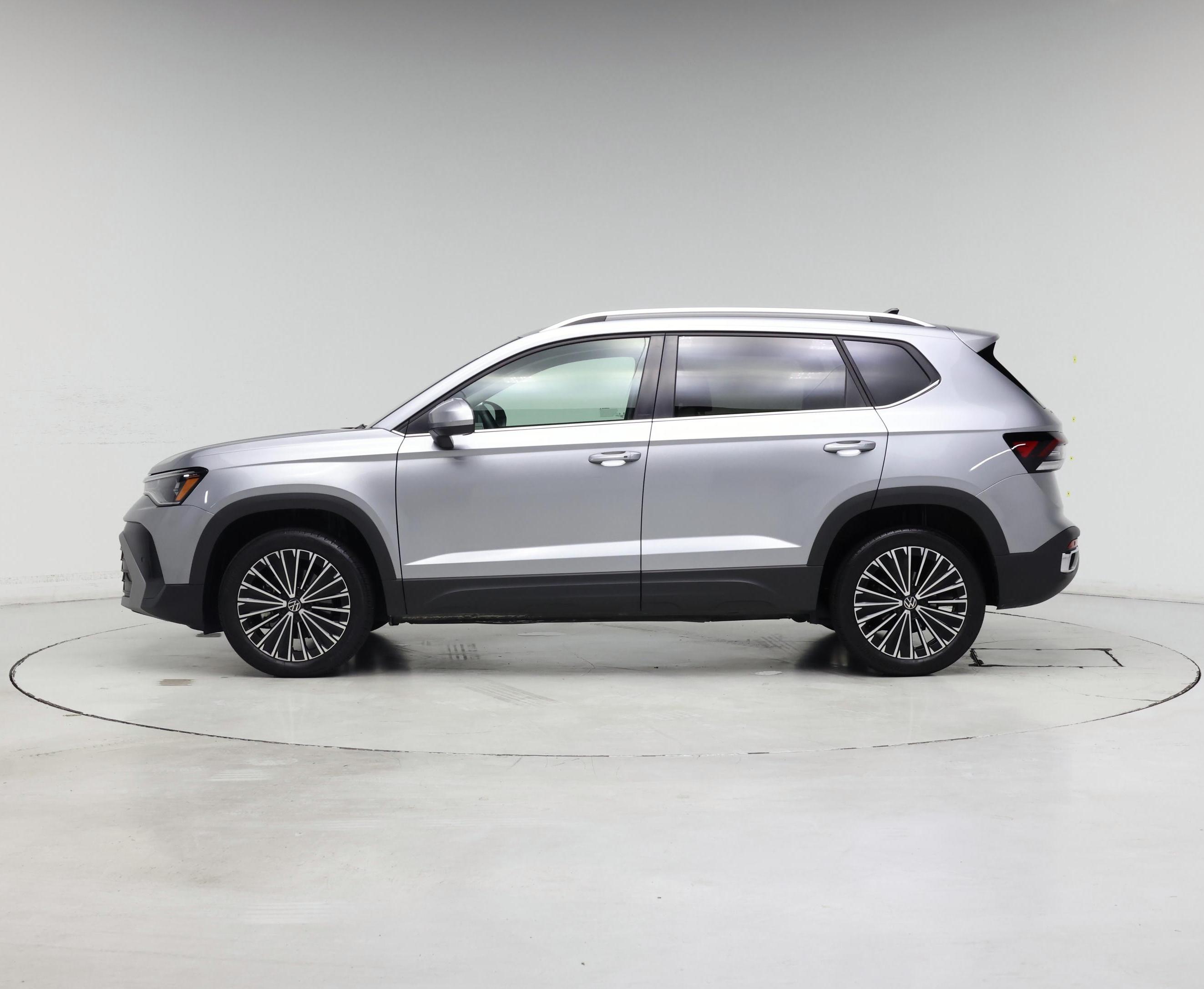 Thumbnail: 2025 Volkswagen Taos - 3