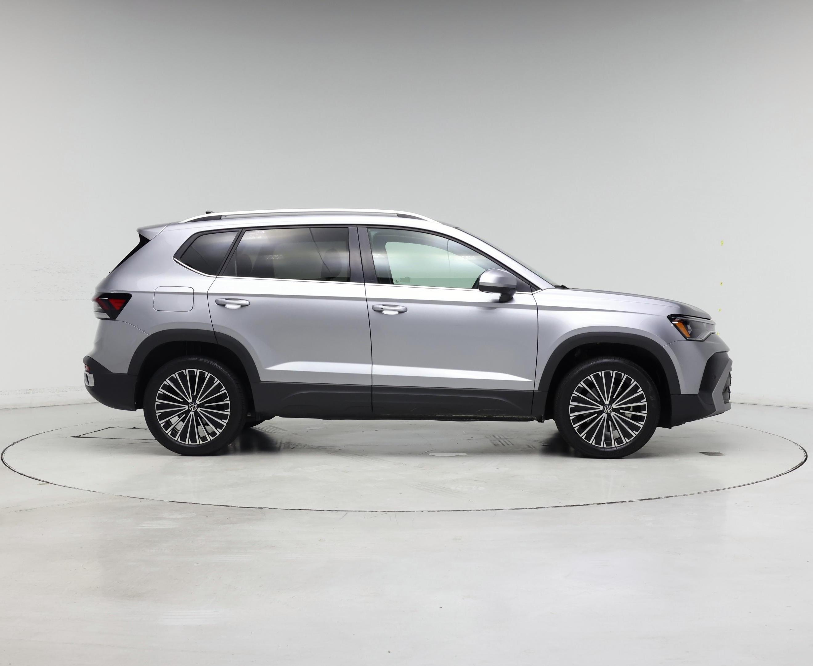 Thumbnail: 2025 Volkswagen Taos - 7