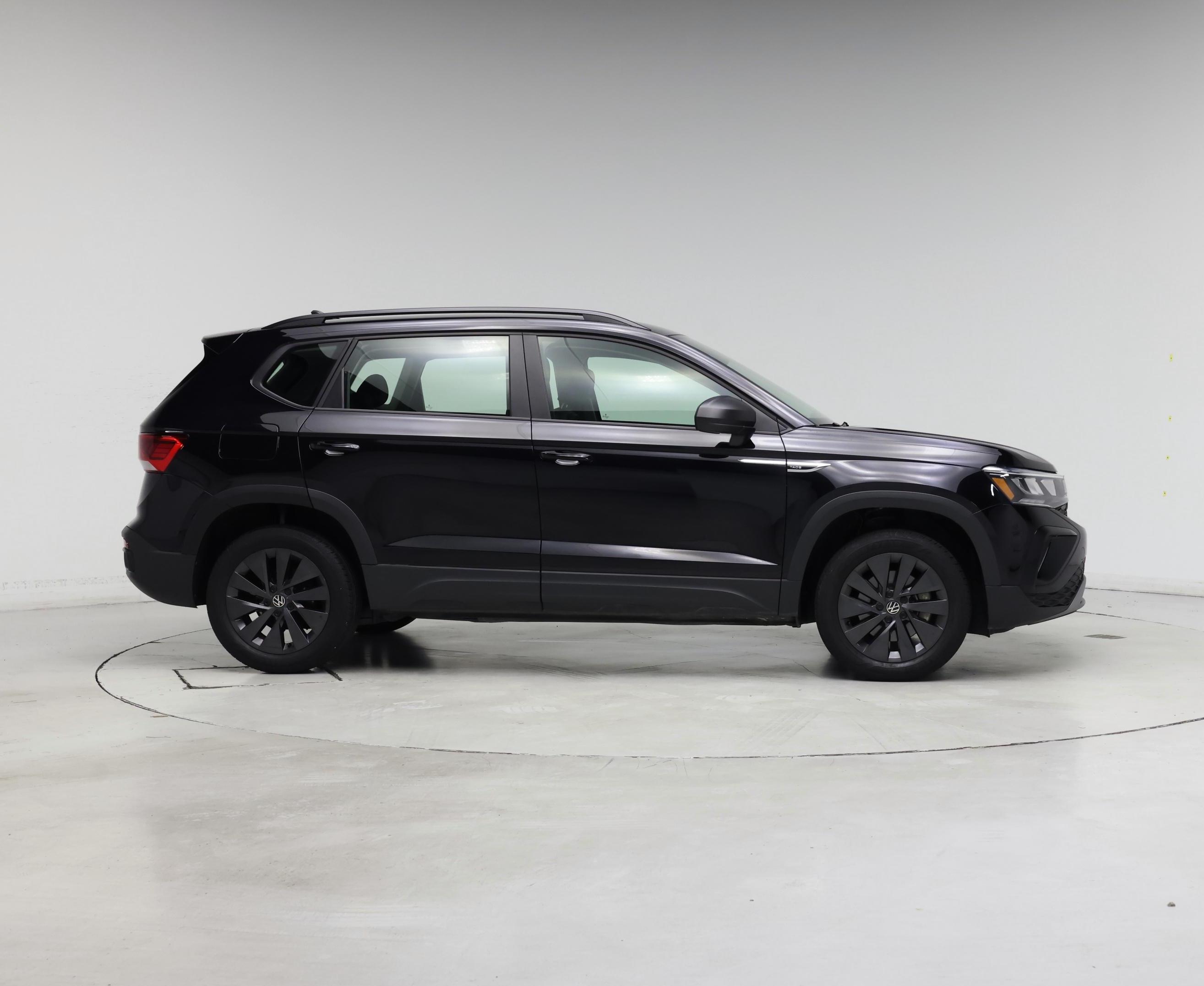 Thumbnail: 2024 Volkswagen Taos - 7