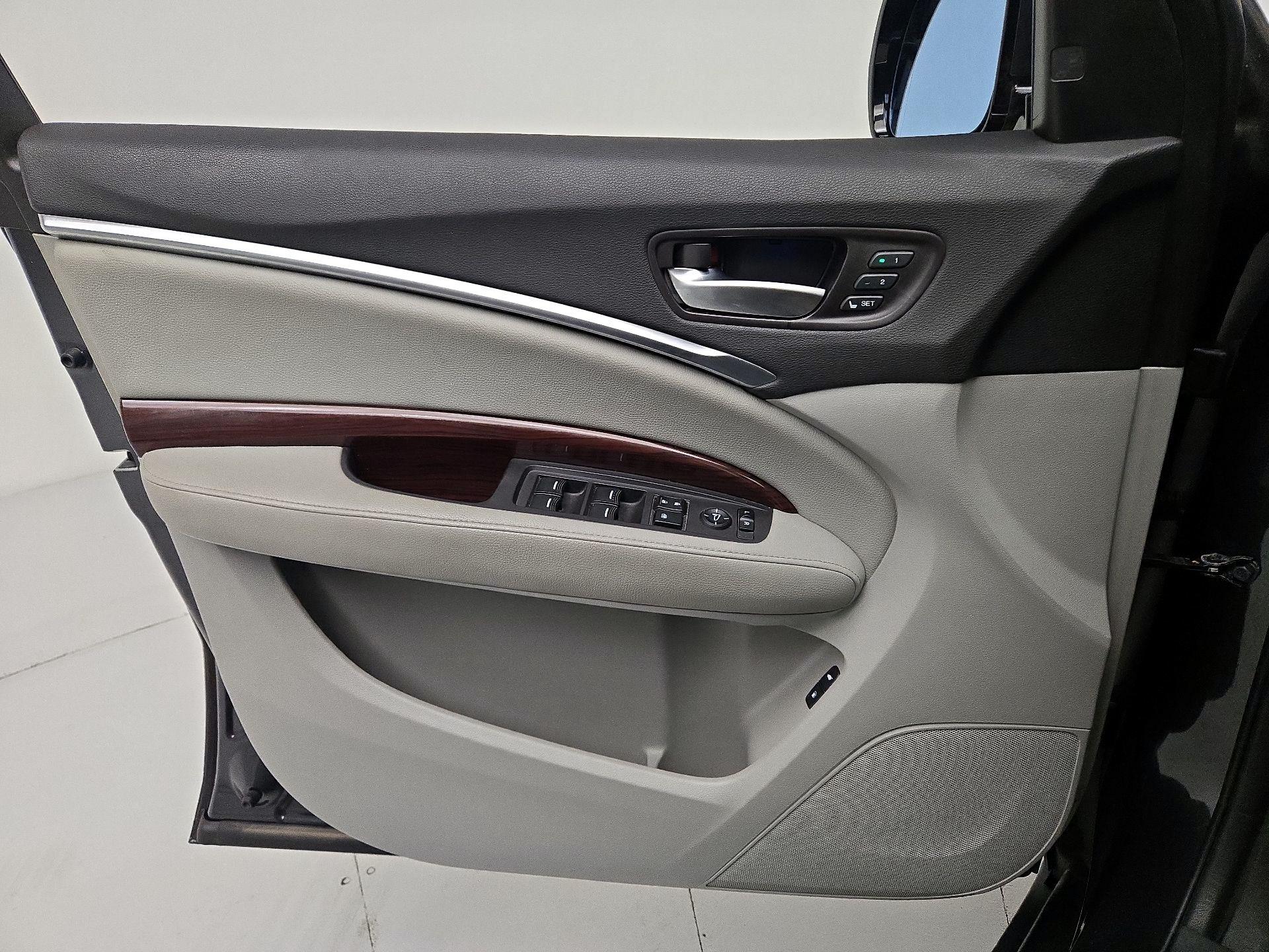 Thumbnail: 2016 Acura MDX - 12