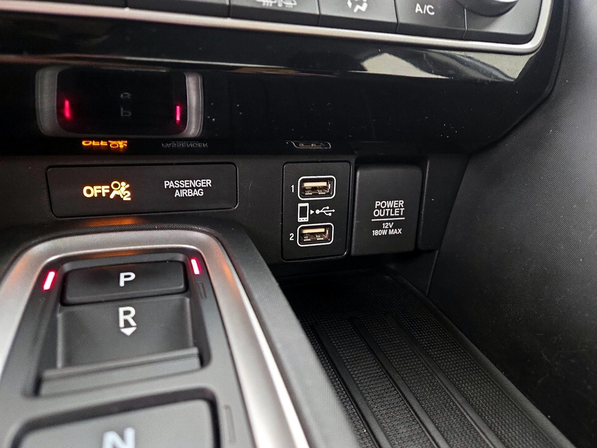 Thumbnail: 2020 Honda Insight - 18