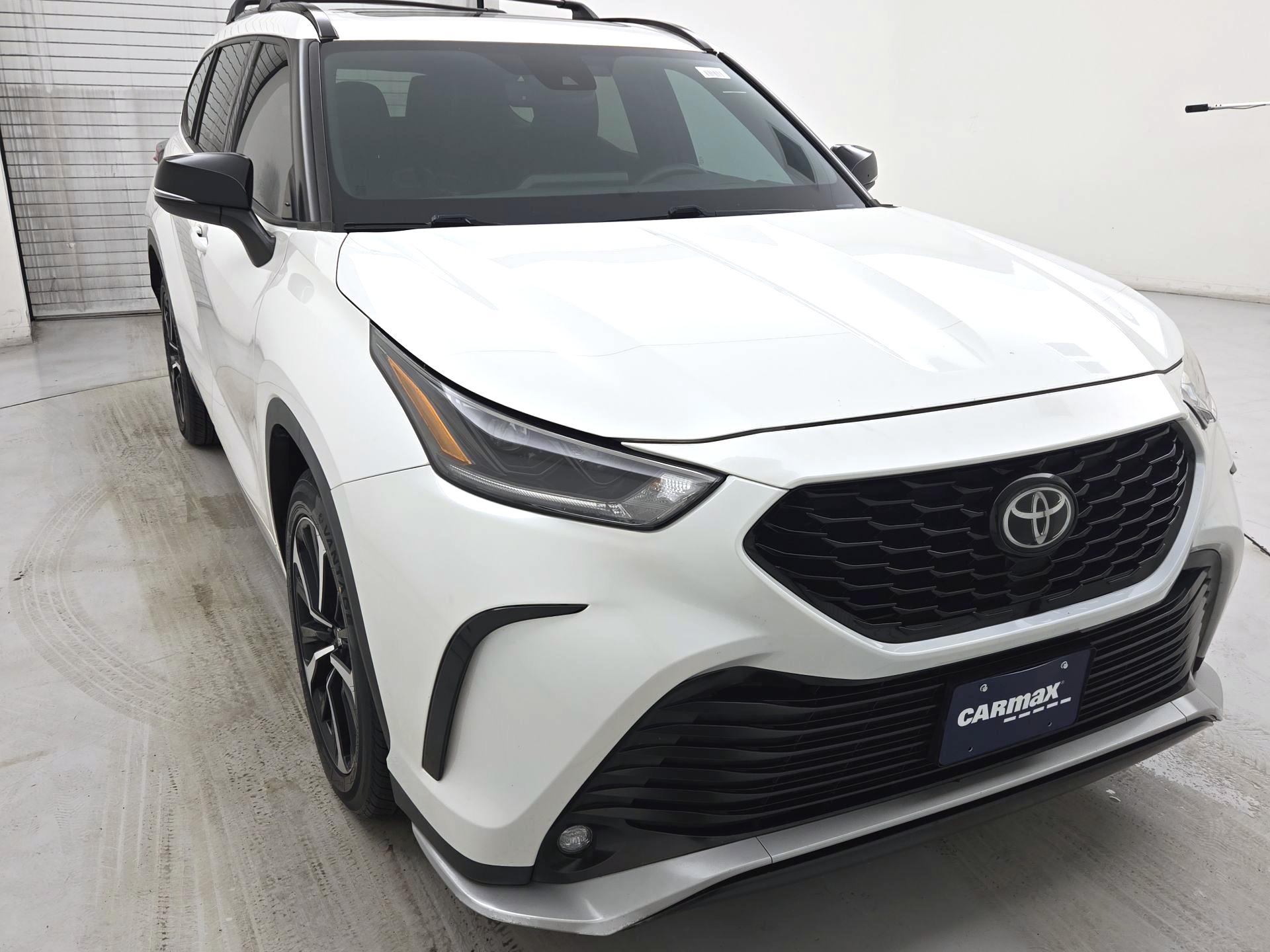 Thumbnail: 2021 Toyota Highlander - 1
