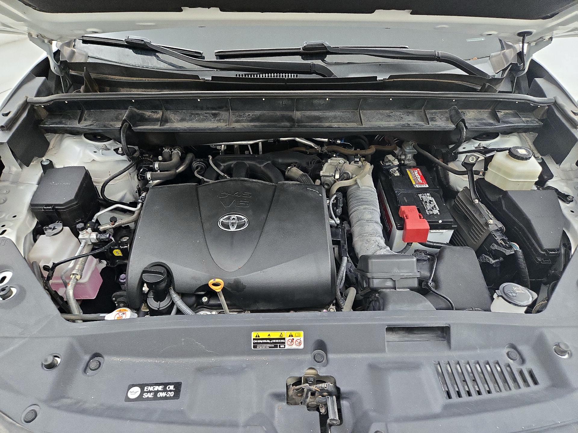 Thumbnail: 2021 Toyota Highlander - 19