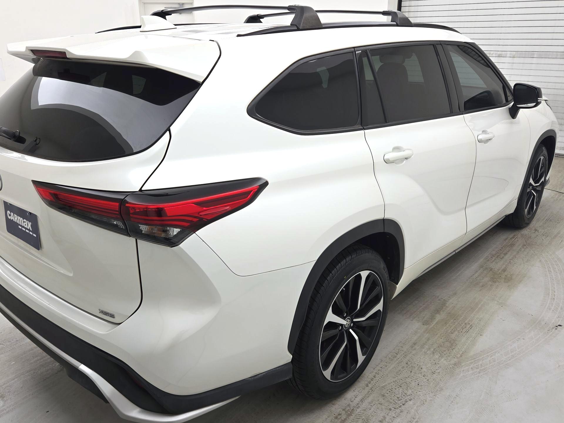 Thumbnail: 2021 Toyota Highlander - 5