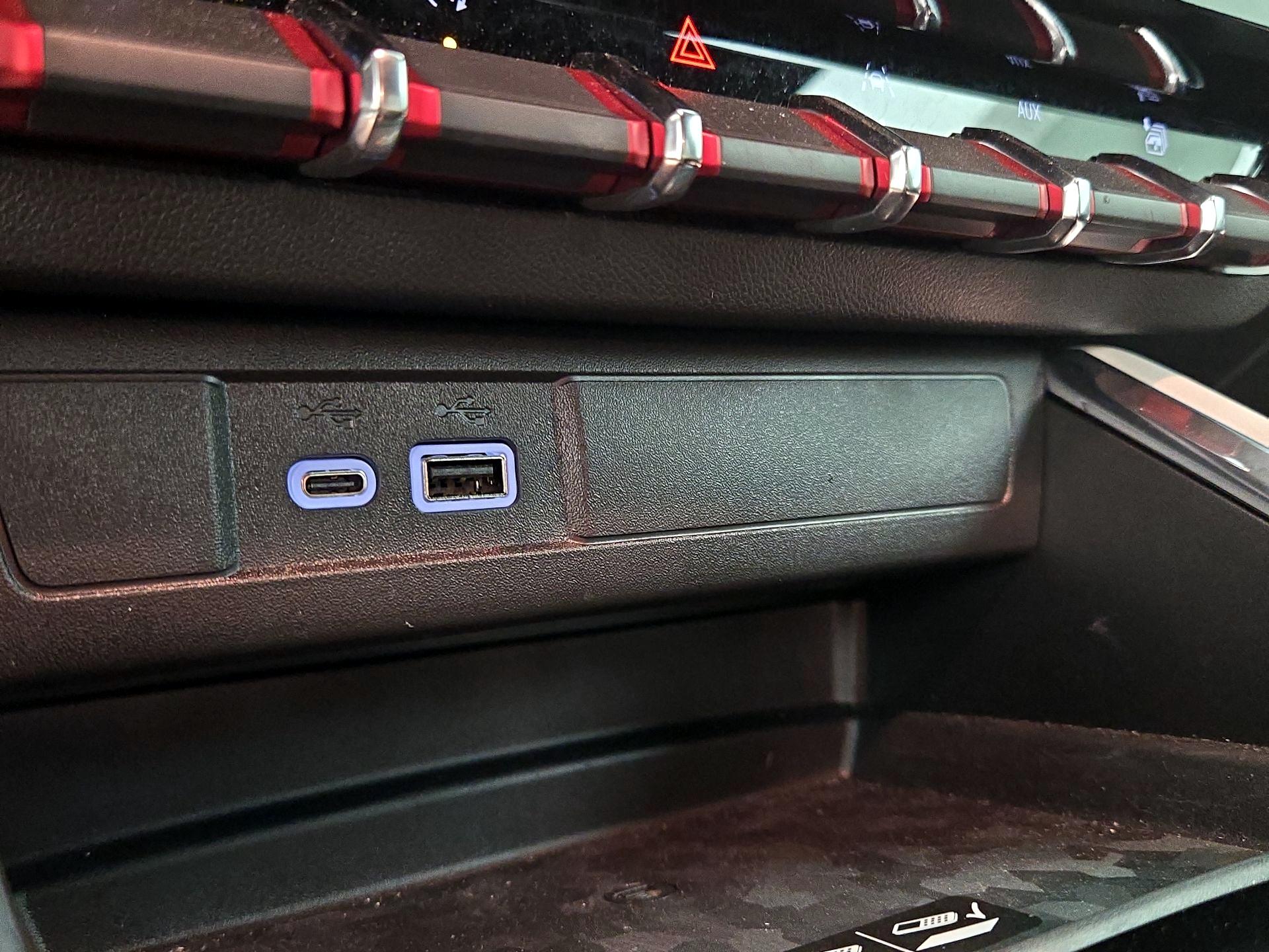 Thumbnail: 2026 GMC Canyon - 19