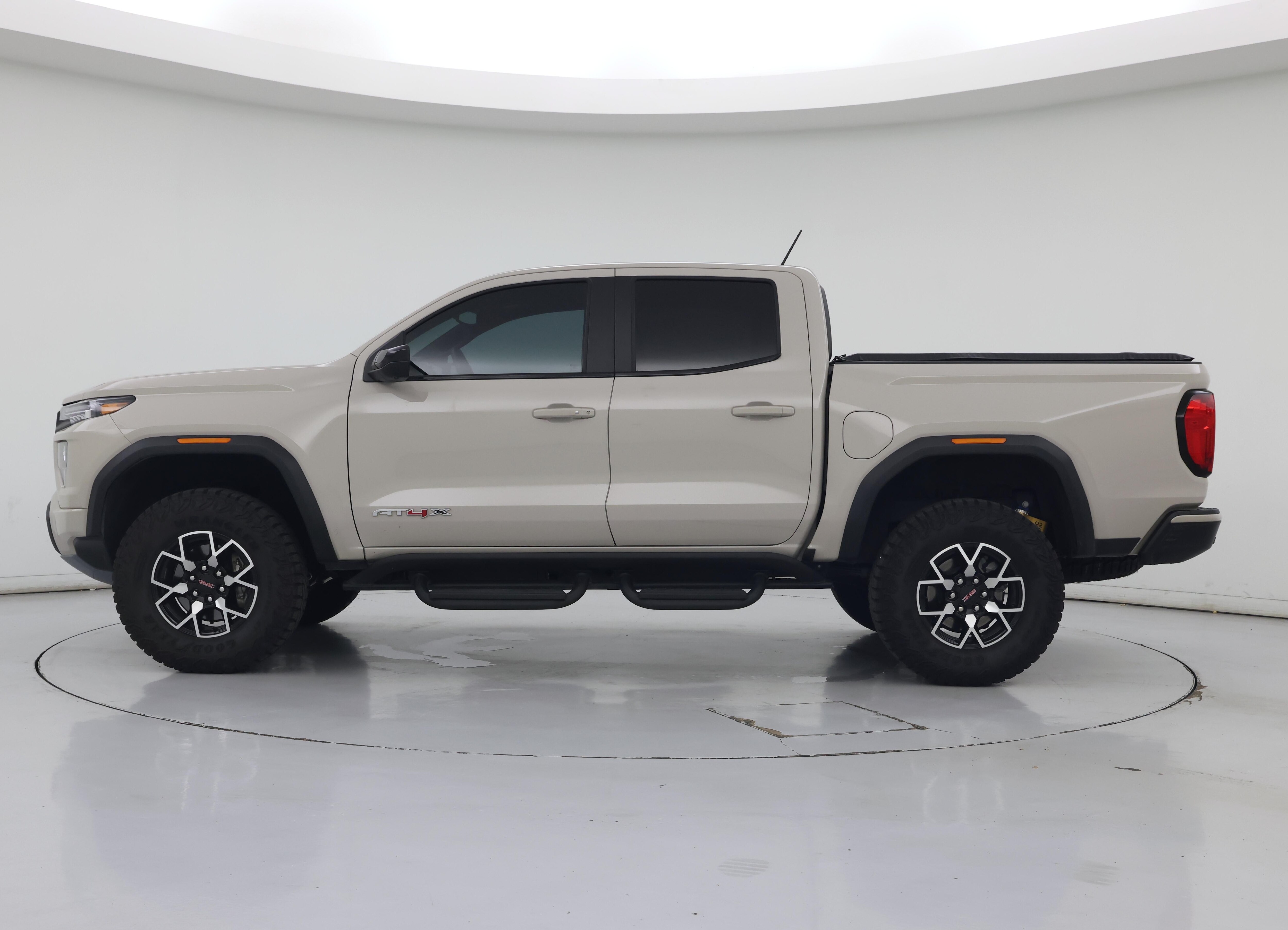 Thumbnail: 2026 GMC Canyon - 3