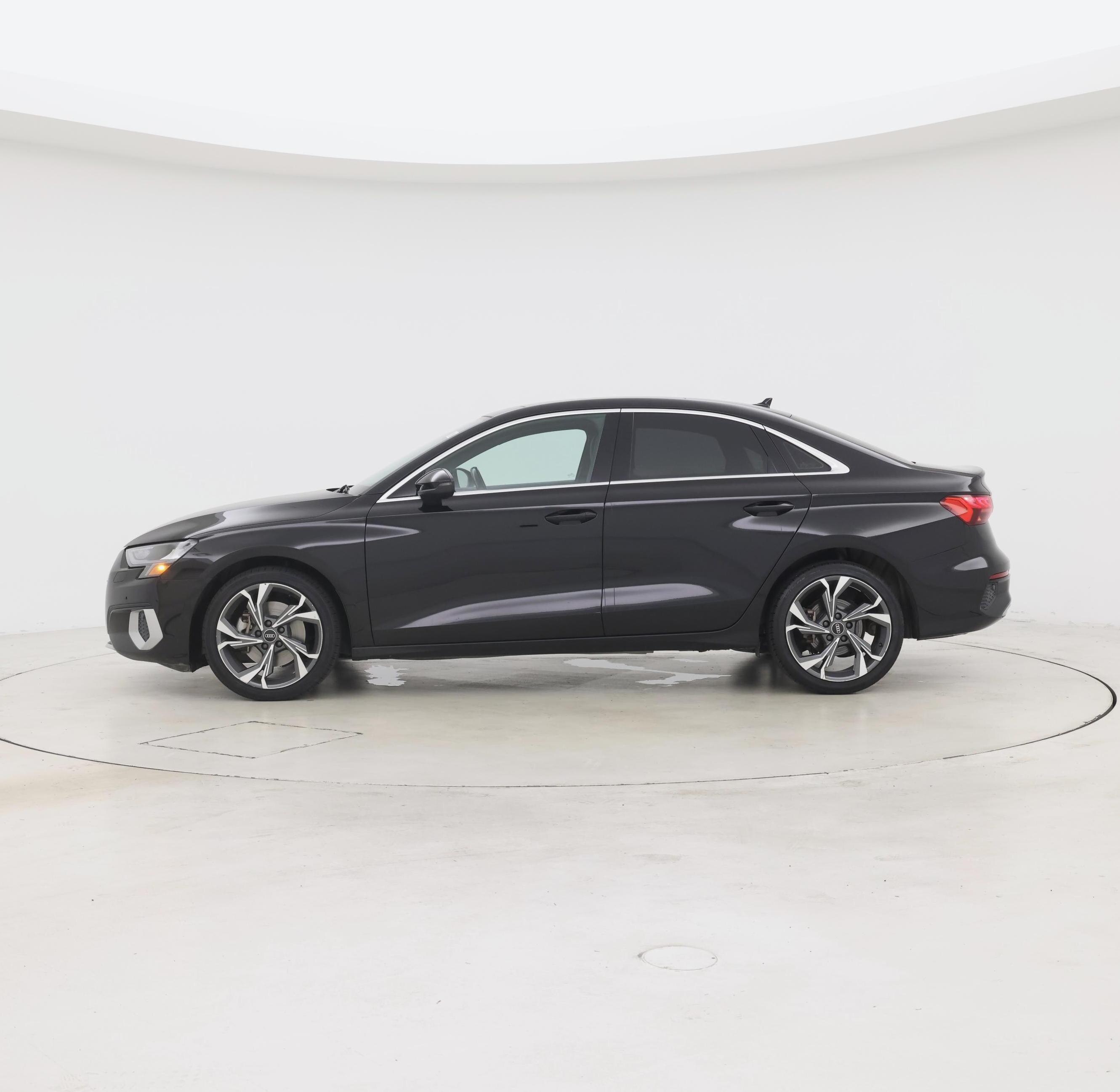 Thumbnail: 2022 Audi A3 - 3
