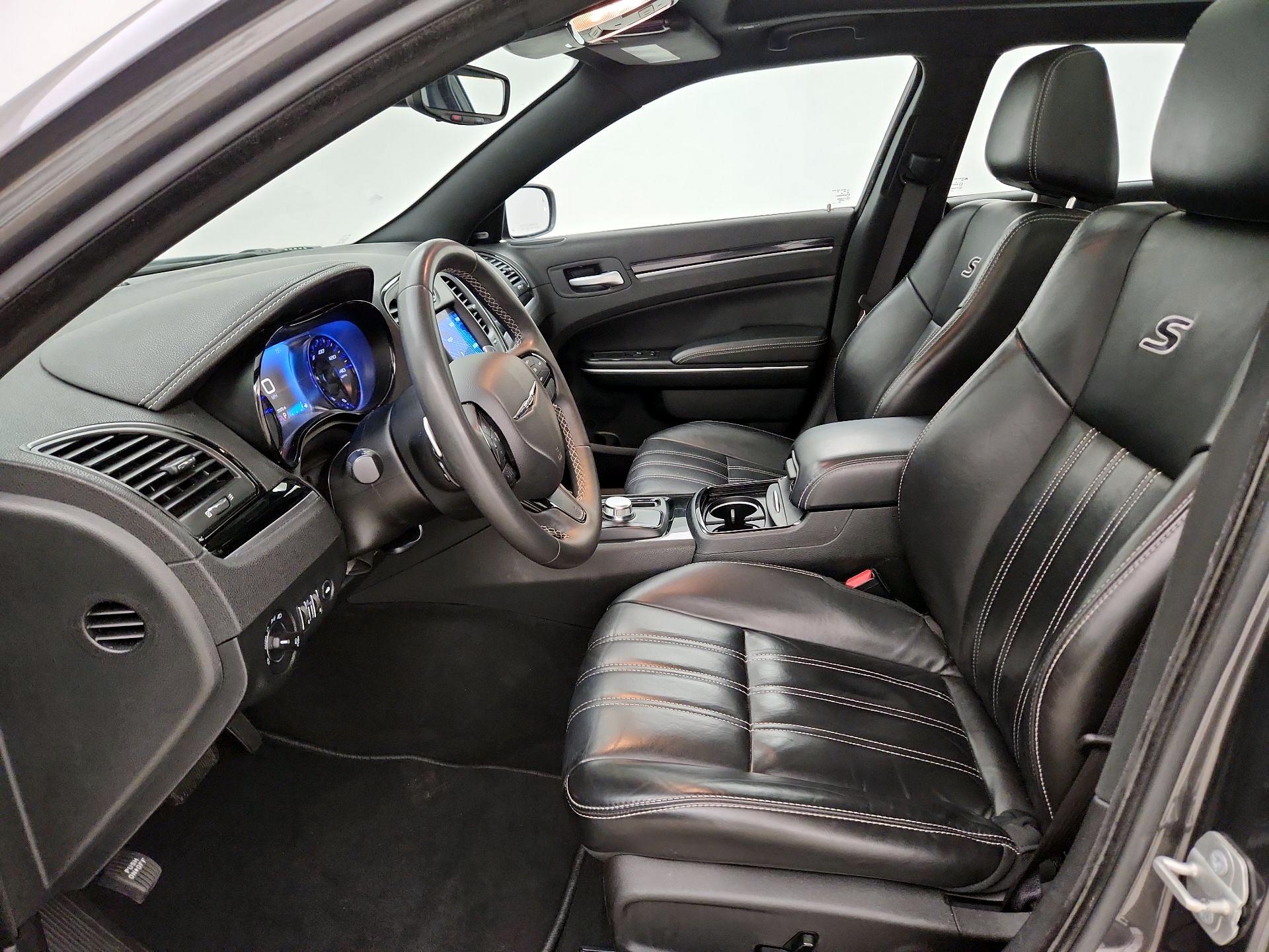 Thumbnail: 2023 Chrysler 300 - 11