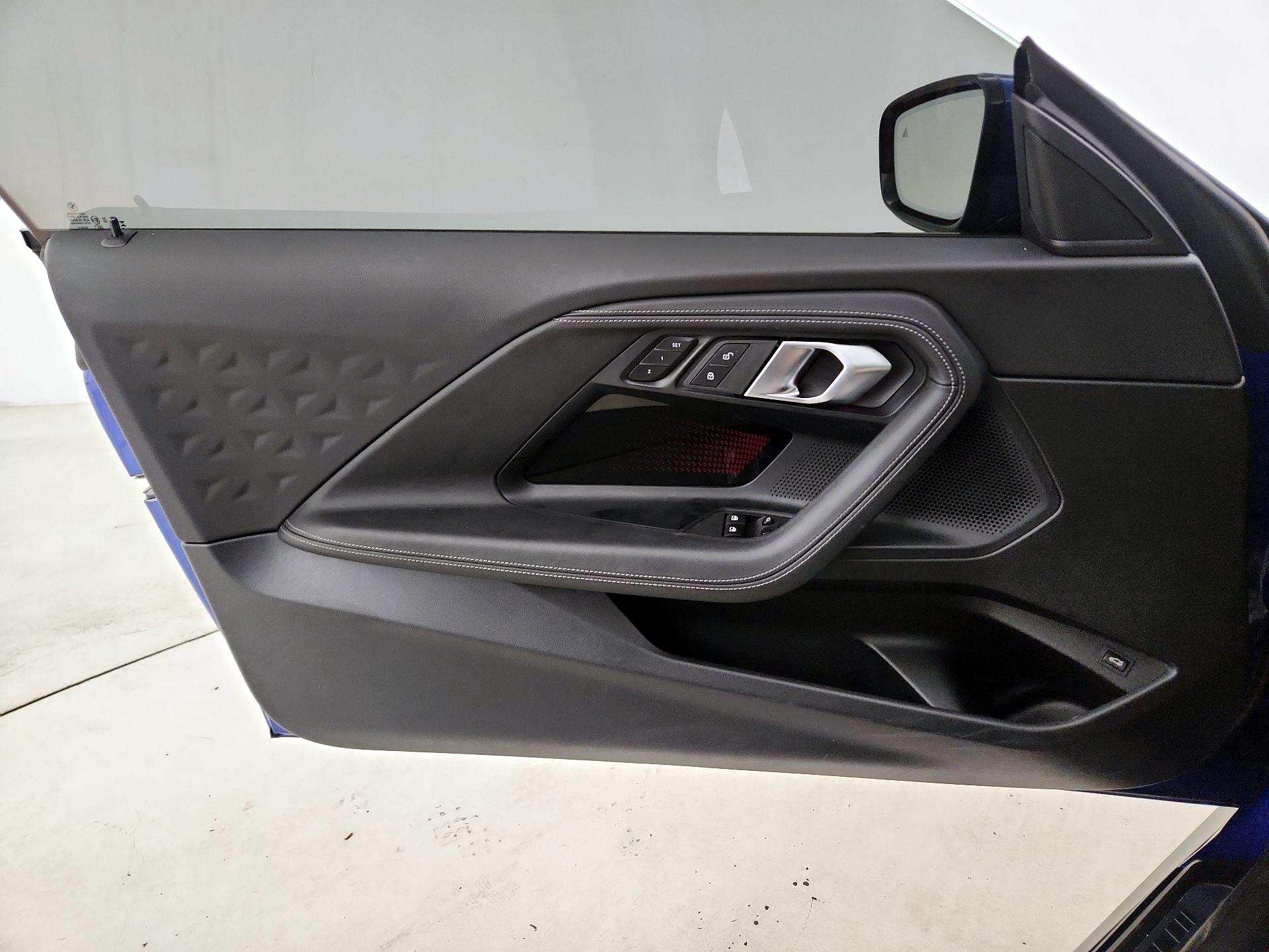 Thumbnail: 2024 BMW 2 Series - 12