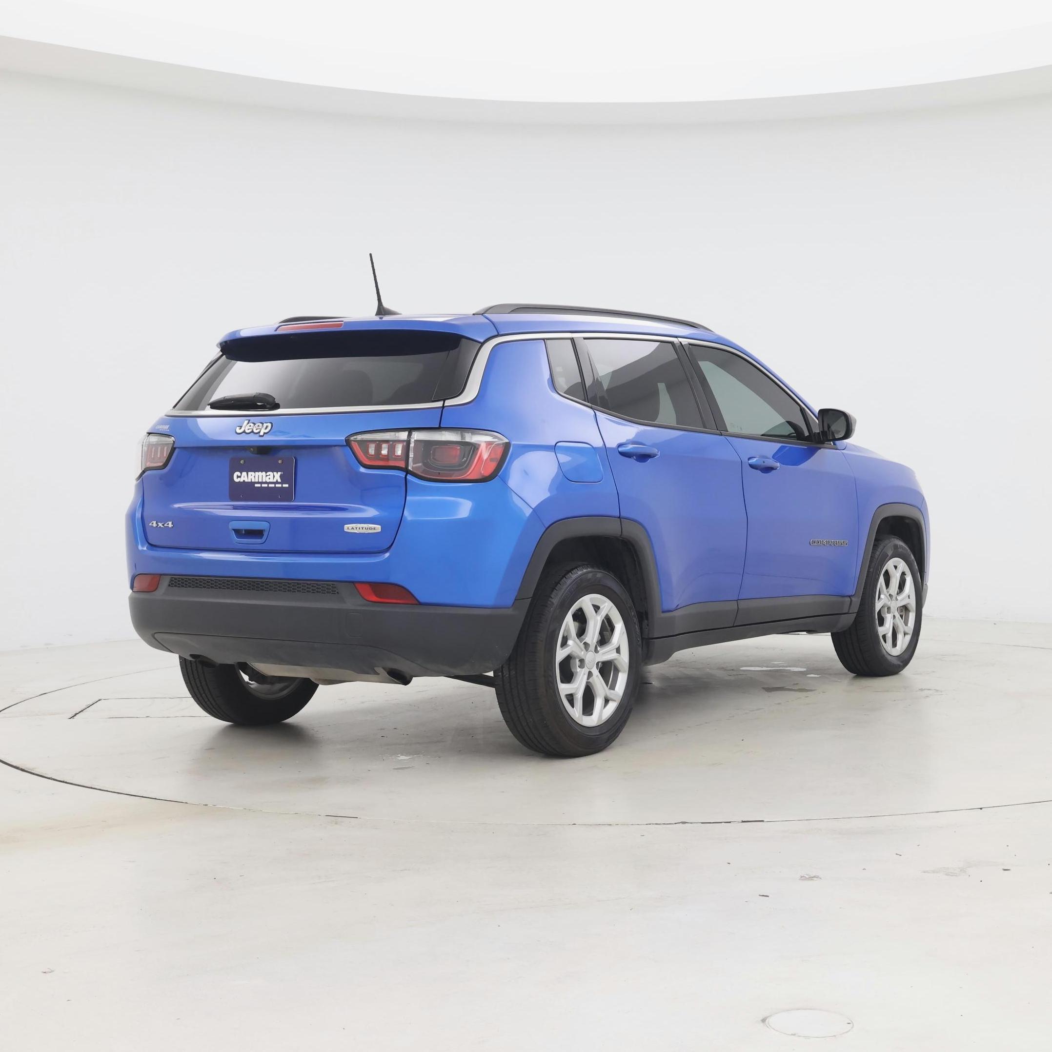 Thumbnail: 2024 Jeep Compass - 8