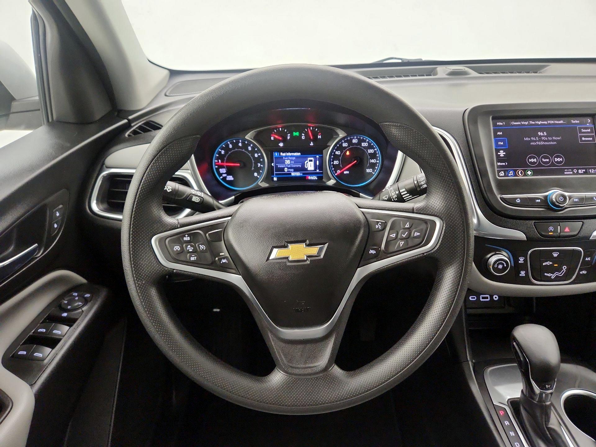 Thumbnail: 2022 Chevrolet Equinox - 10