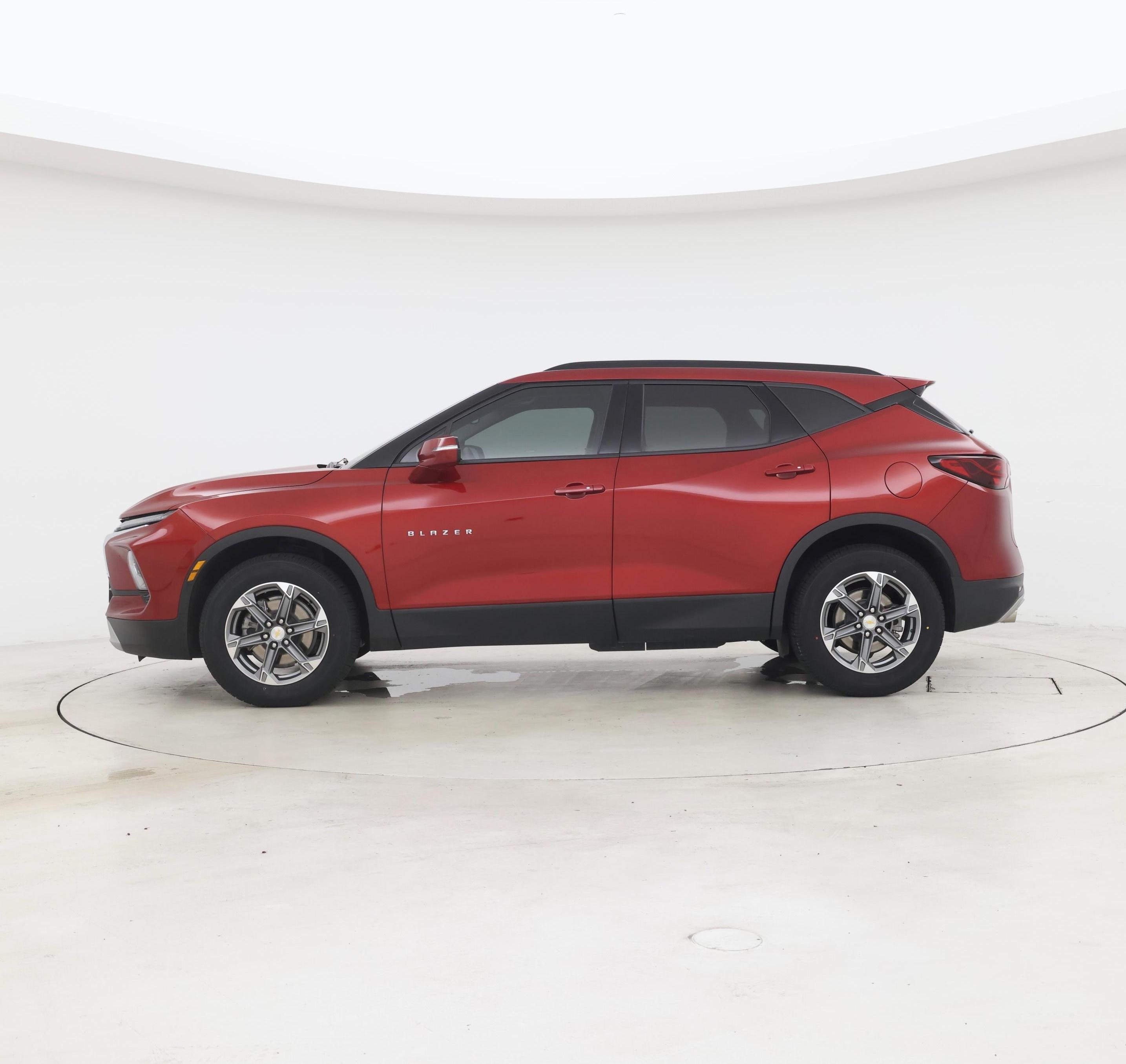 Thumbnail: 2023 Chevrolet Blazer - 3