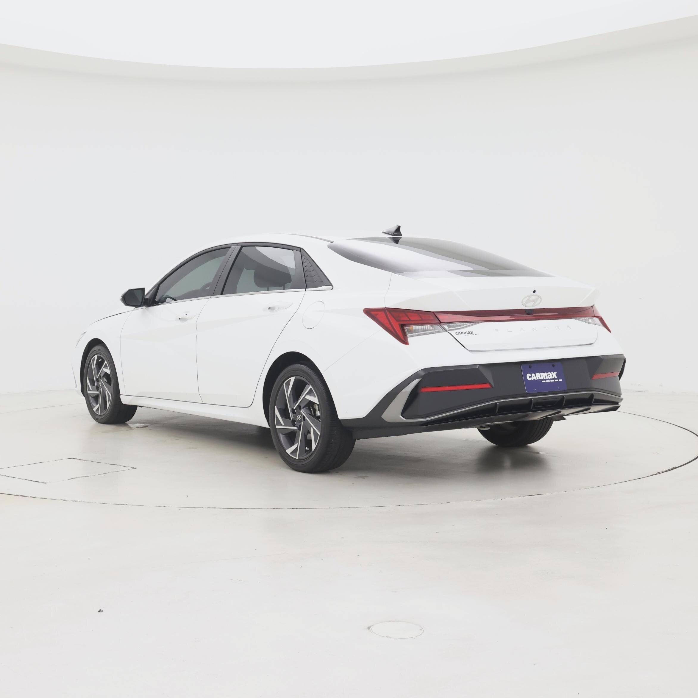 Thumbnail: 2025 Hyundai Elantra - 2