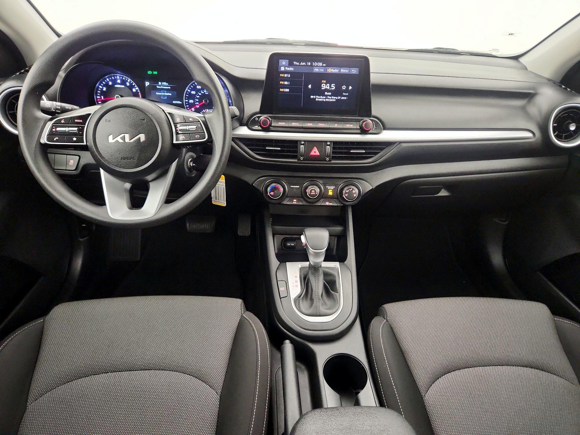 Thumbnail: 2023 Kia Forte - 9
