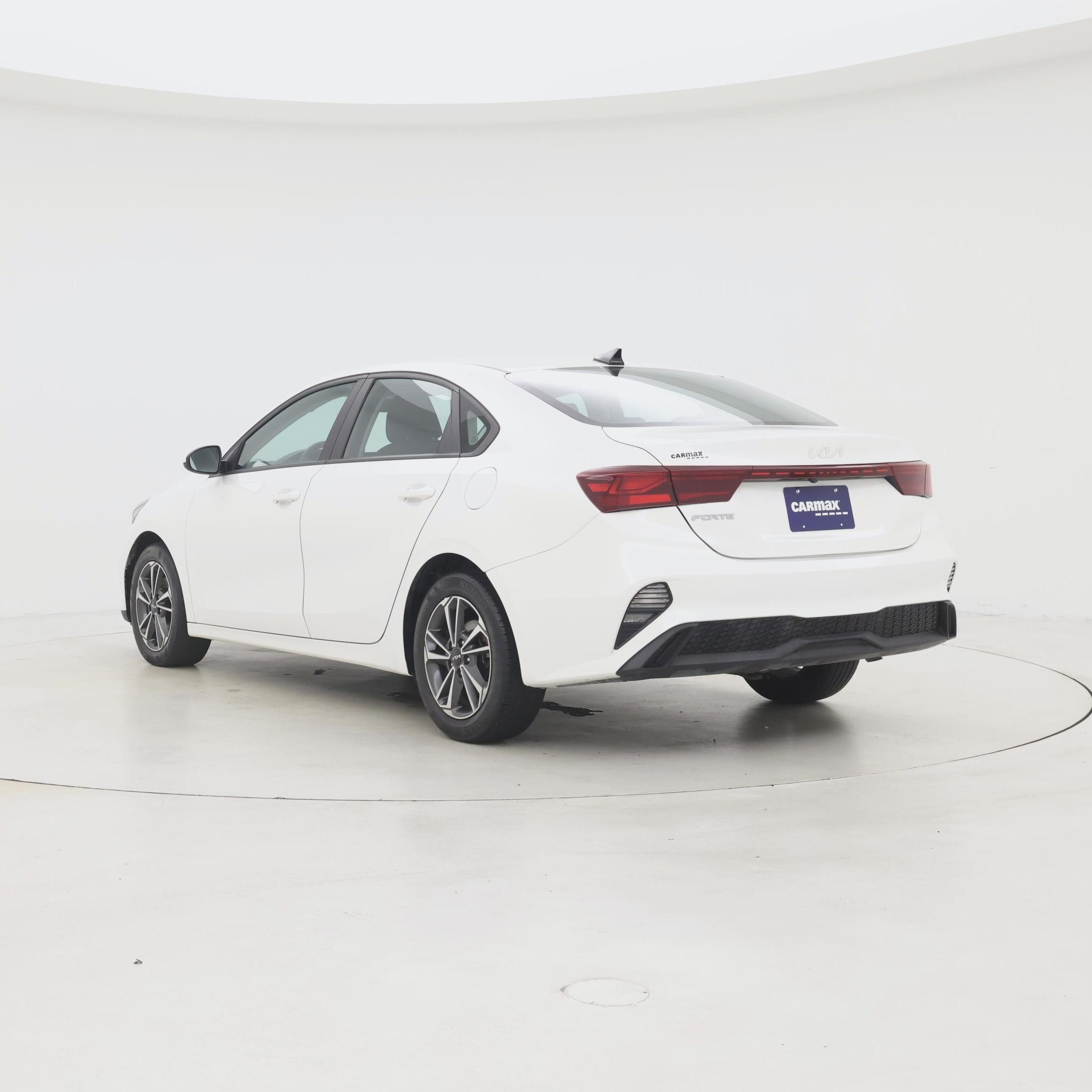 Thumbnail: 2023 Kia Forte - 2