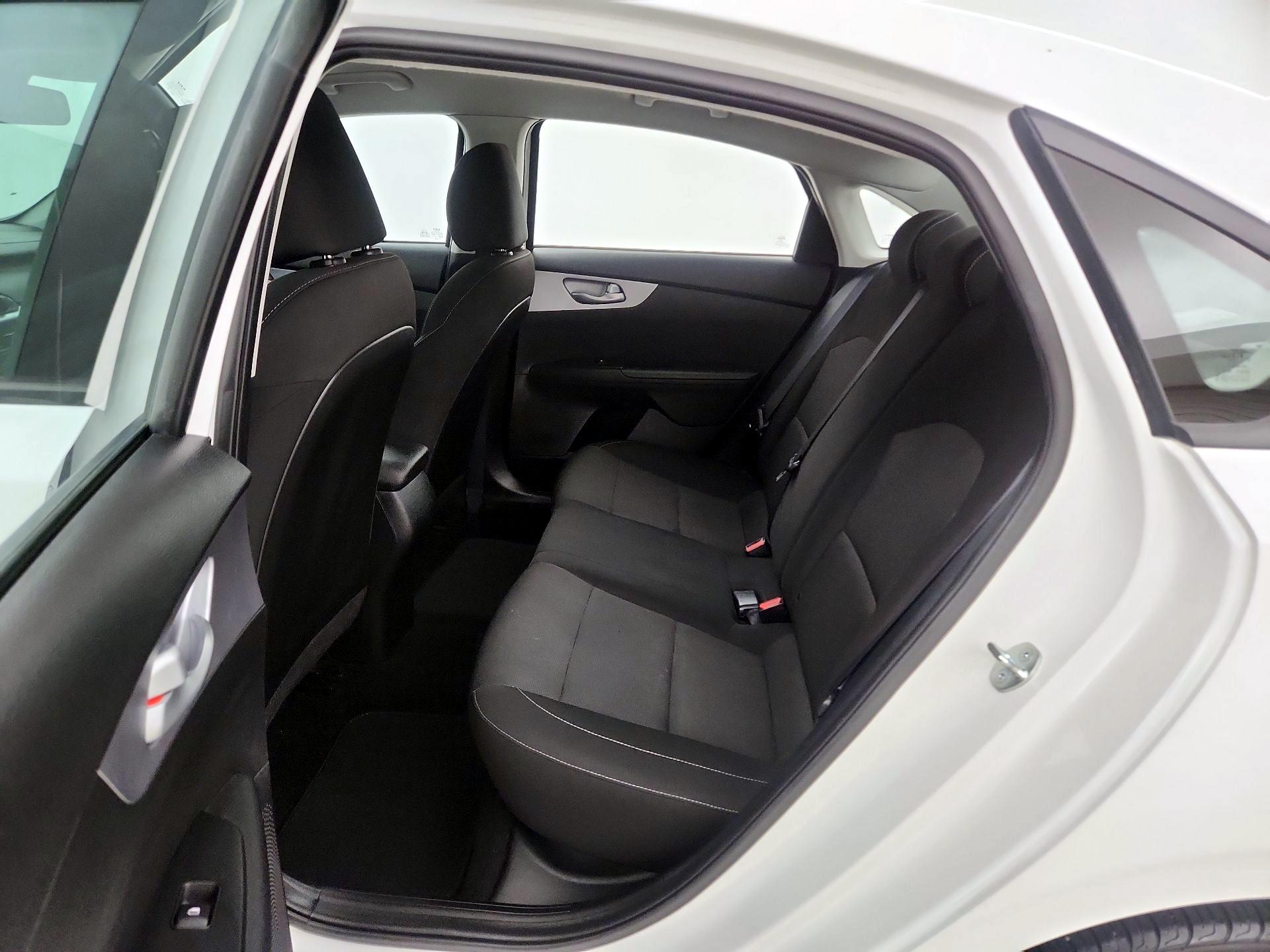 Thumbnail: 2023 Kia Forte - 19