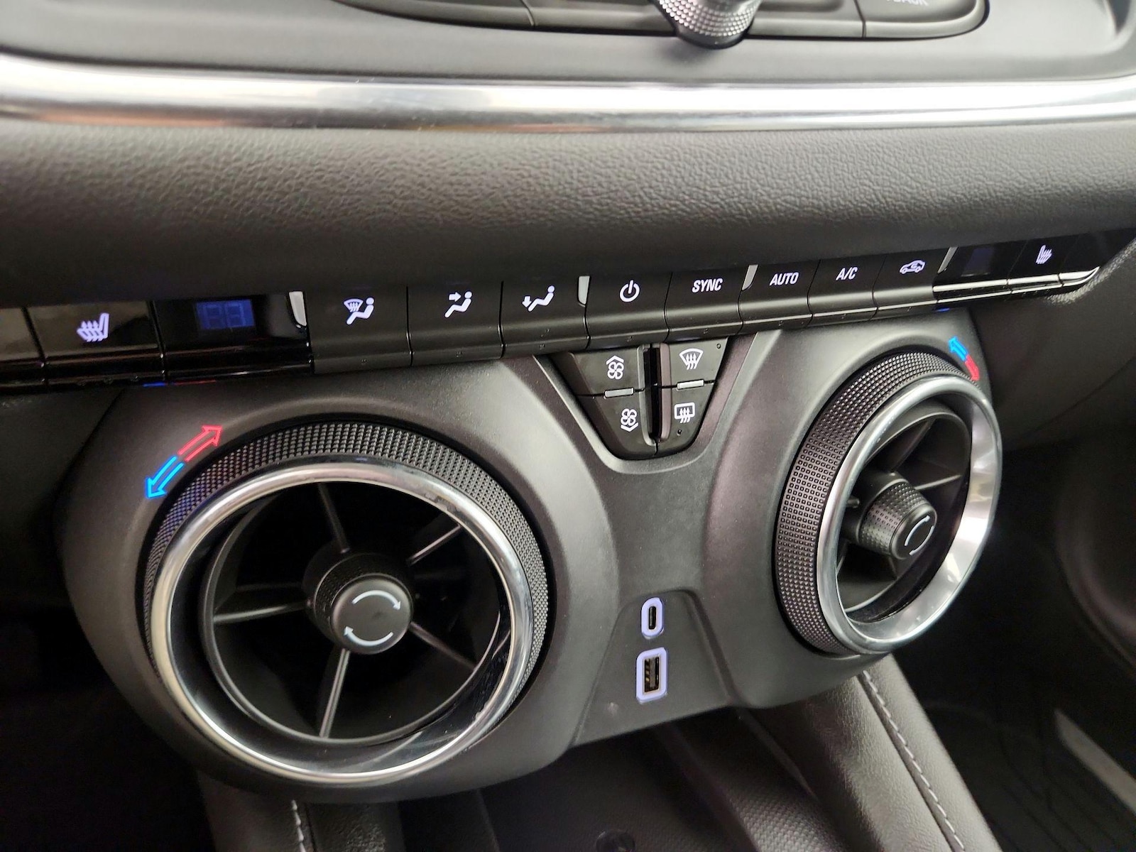 2024 Chevrolet Blazer 2LT - Photo 17