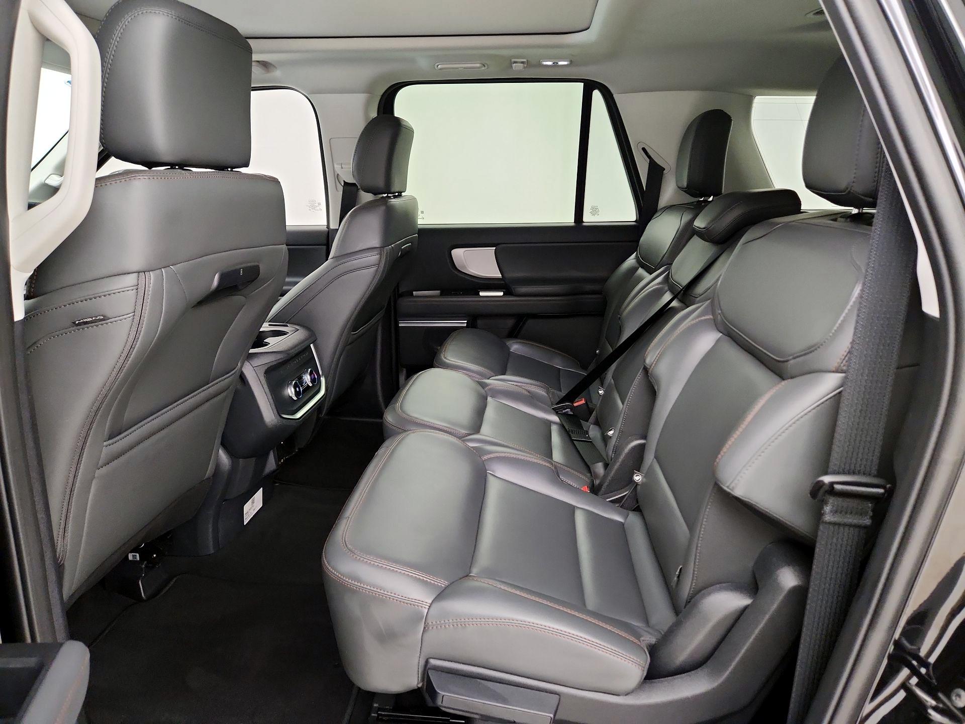 Thumbnail: 2025 Ford Expedition MAX - 20