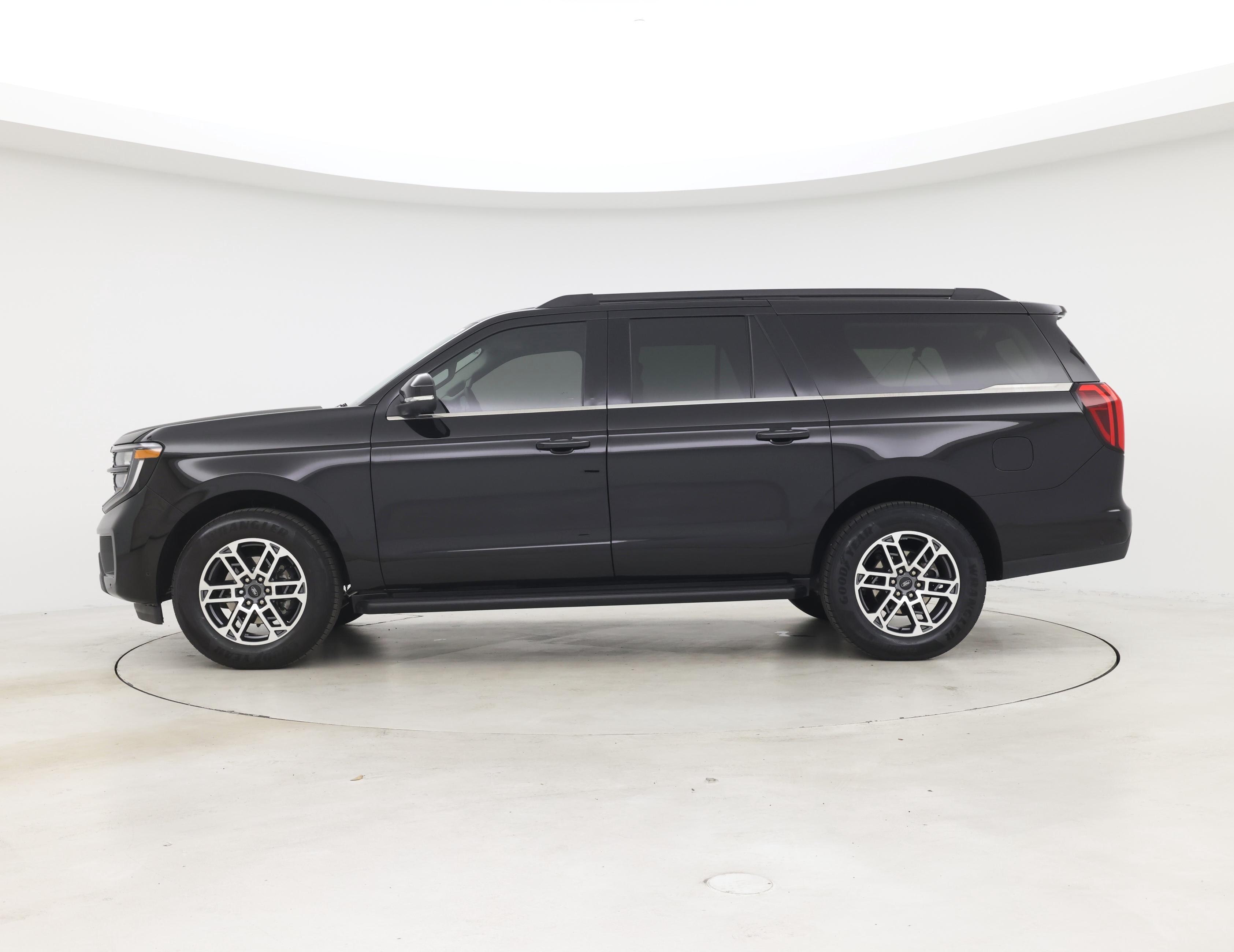 Thumbnail: 2025 Ford Expedition MAX - 3