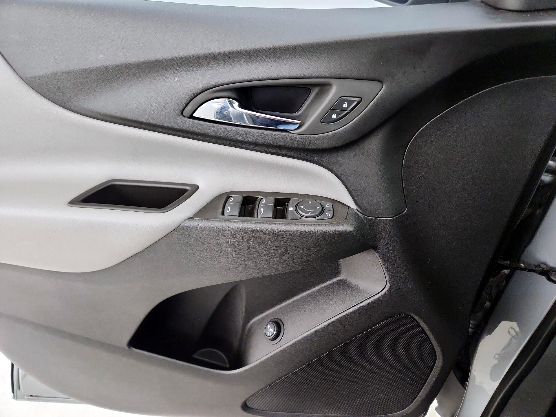 Thumbnail: 2023 Chevrolet Equinox - 12
