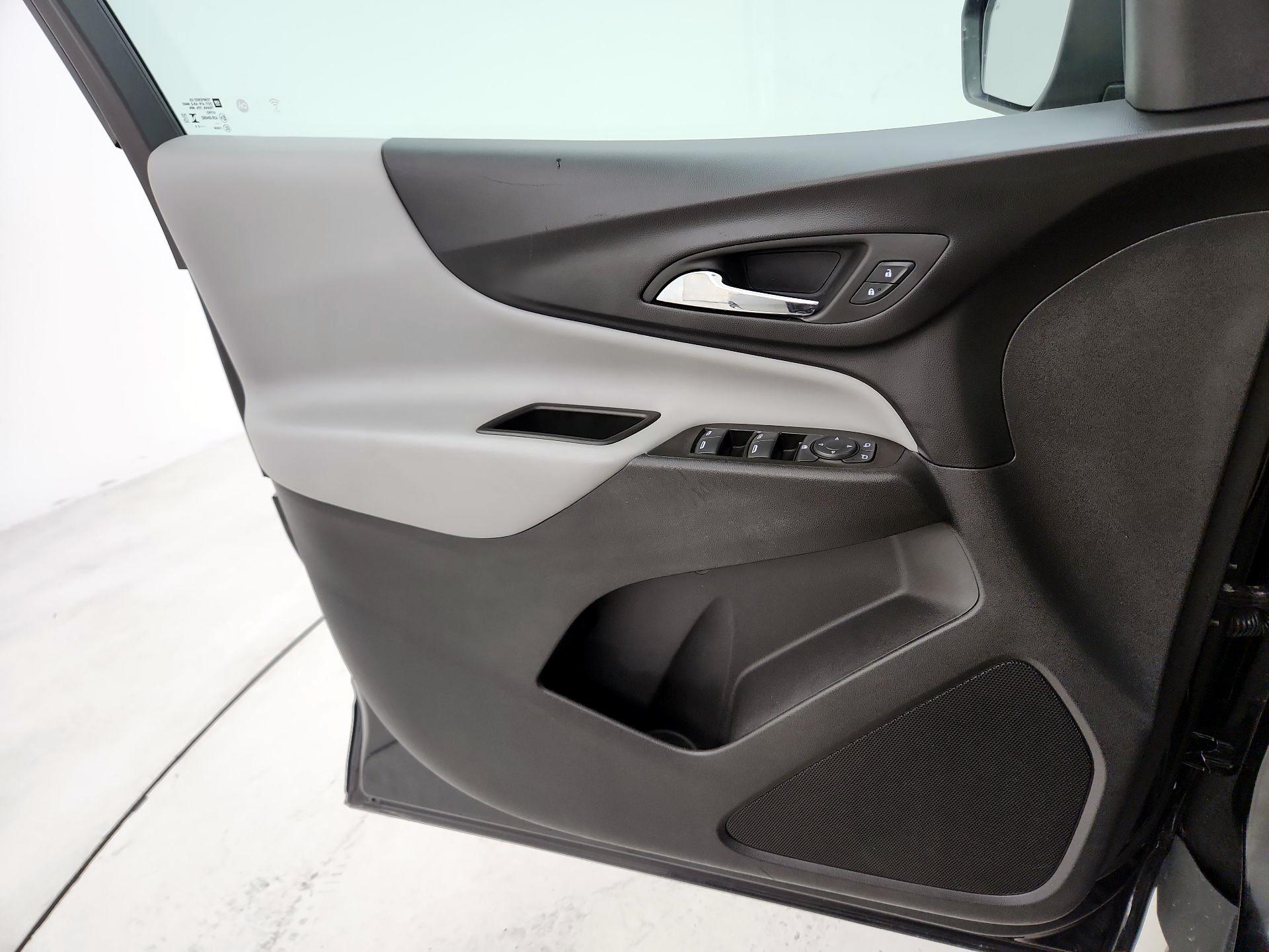 Thumbnail: 2024 Chevrolet Equinox - 10