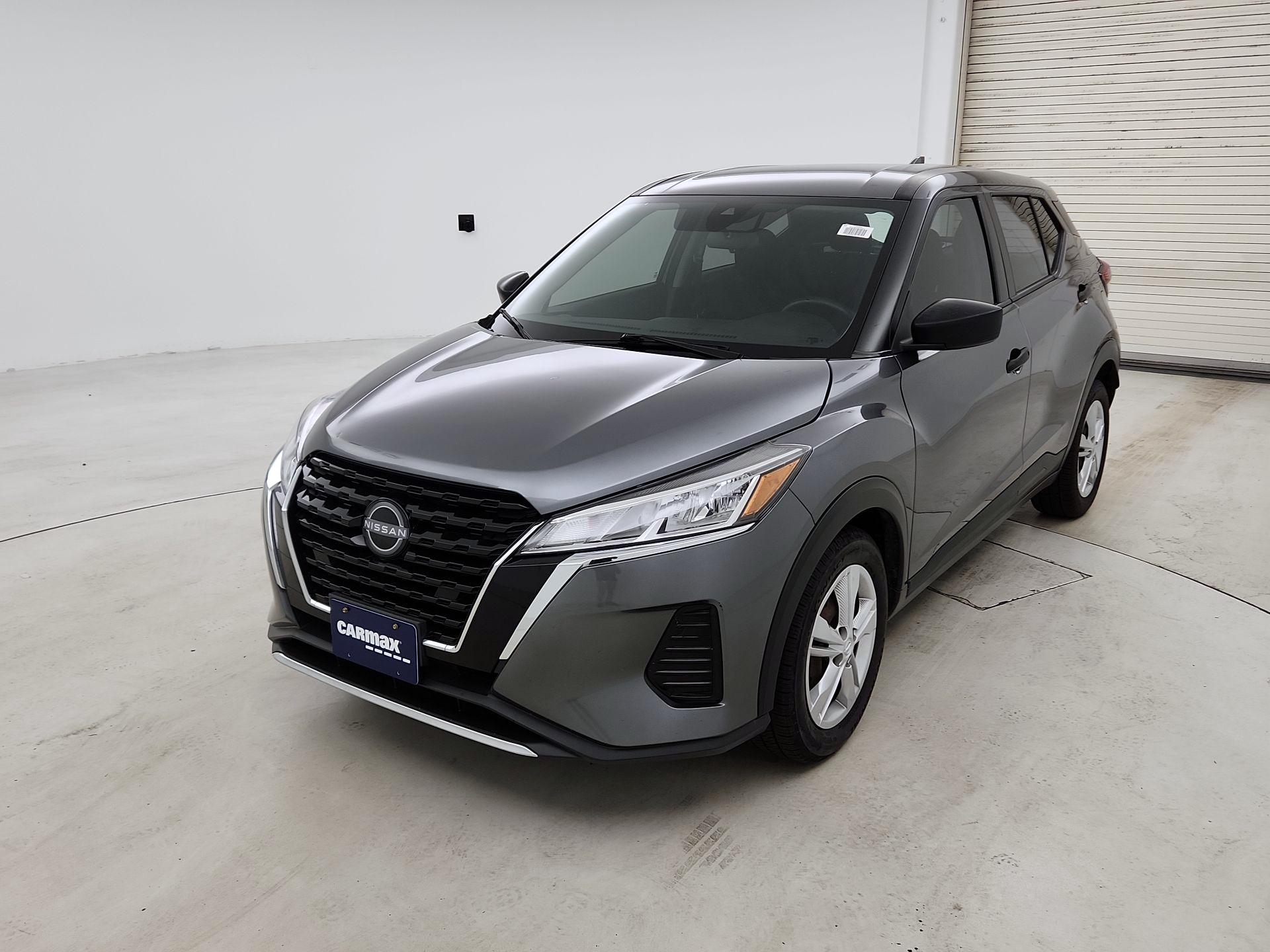 Thumbnail: 2024 Nissan Kicks - 3