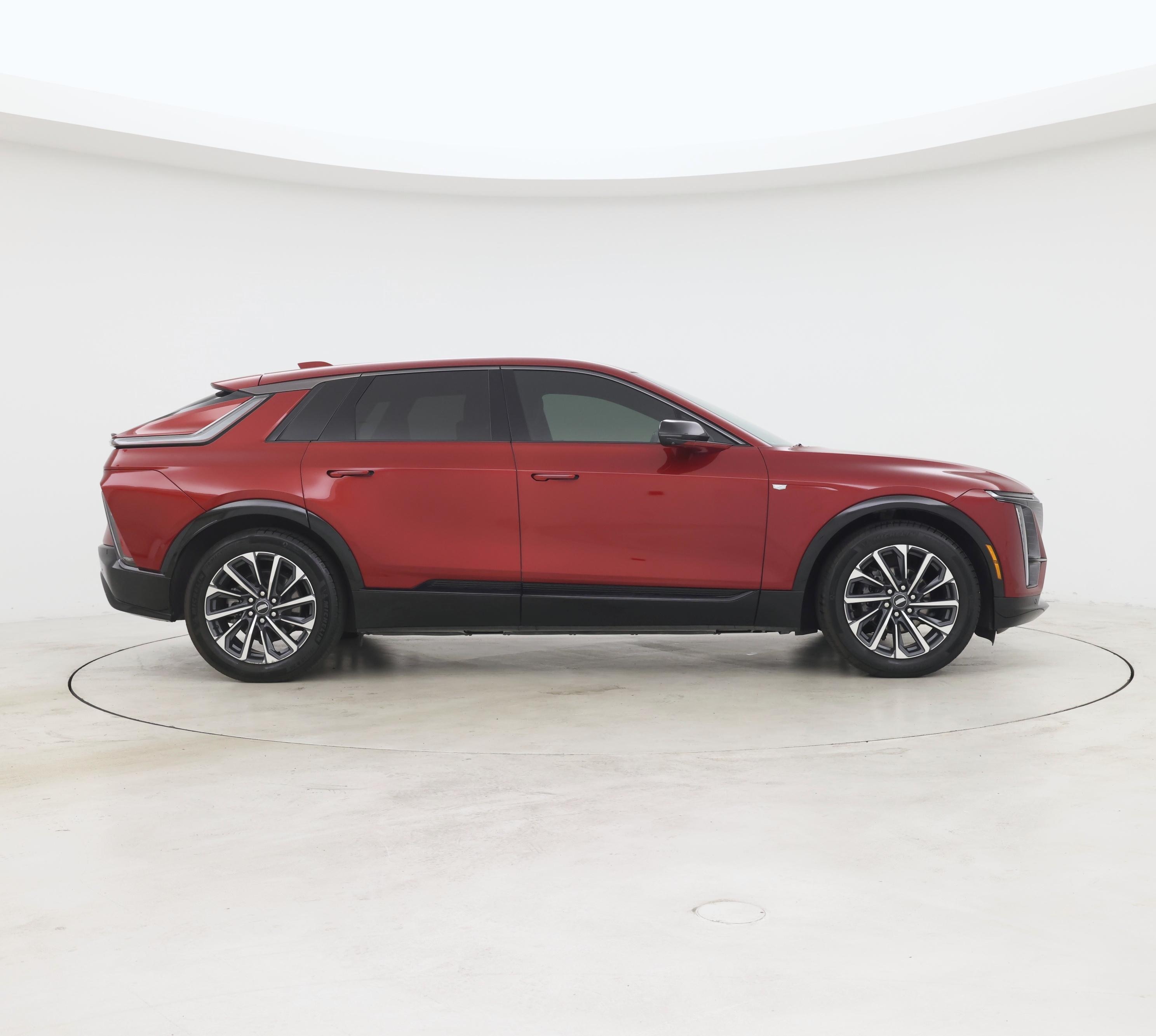 Thumbnail: 2024 Cadillac Lyriq - 7