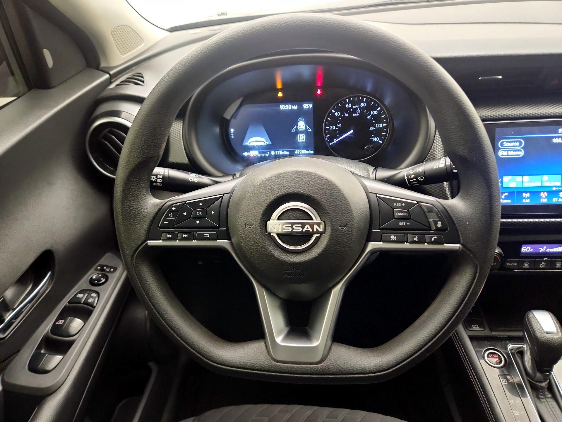 Thumbnail: 2022 Nissan Kicks - 10