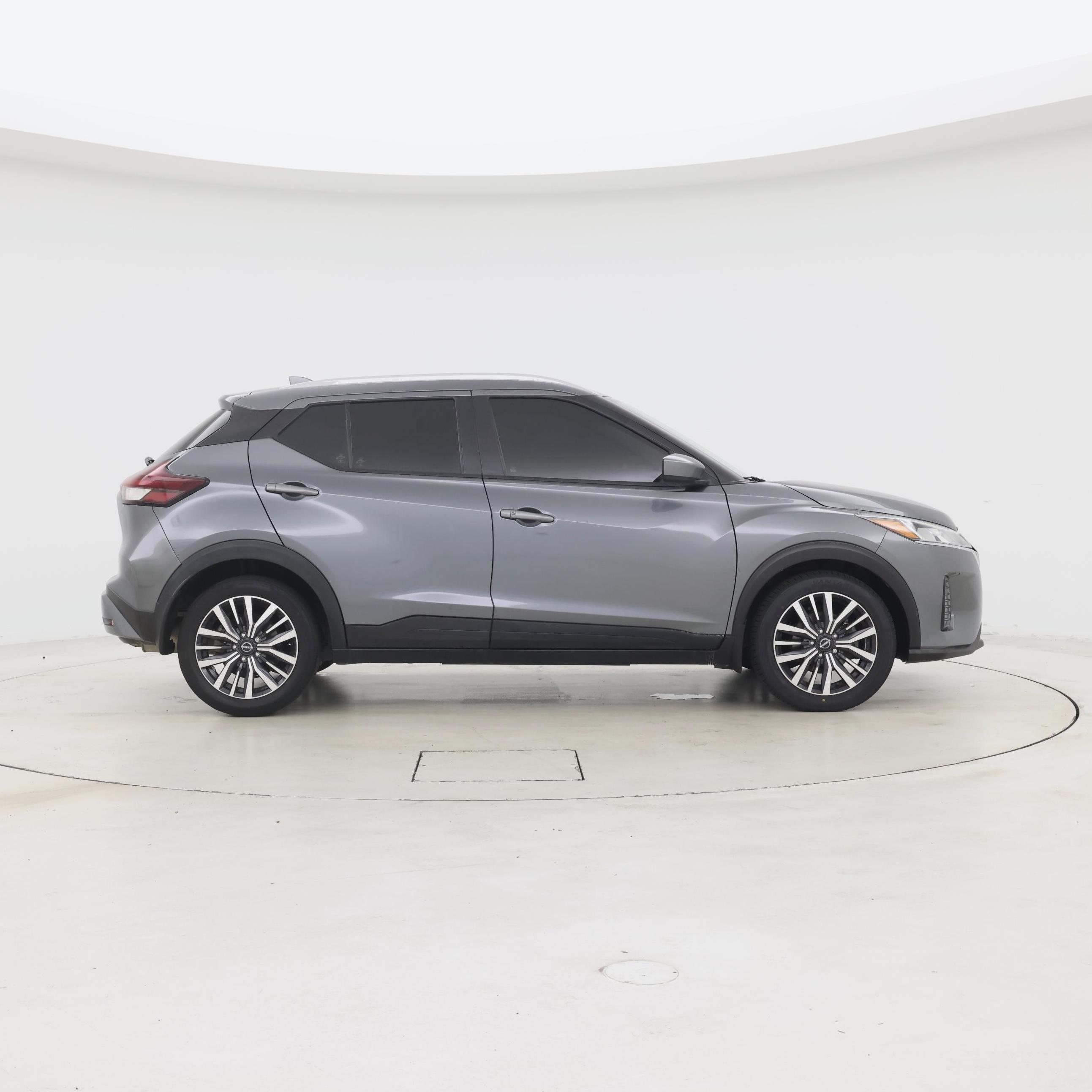 Thumbnail: 2022 Nissan Kicks - 7