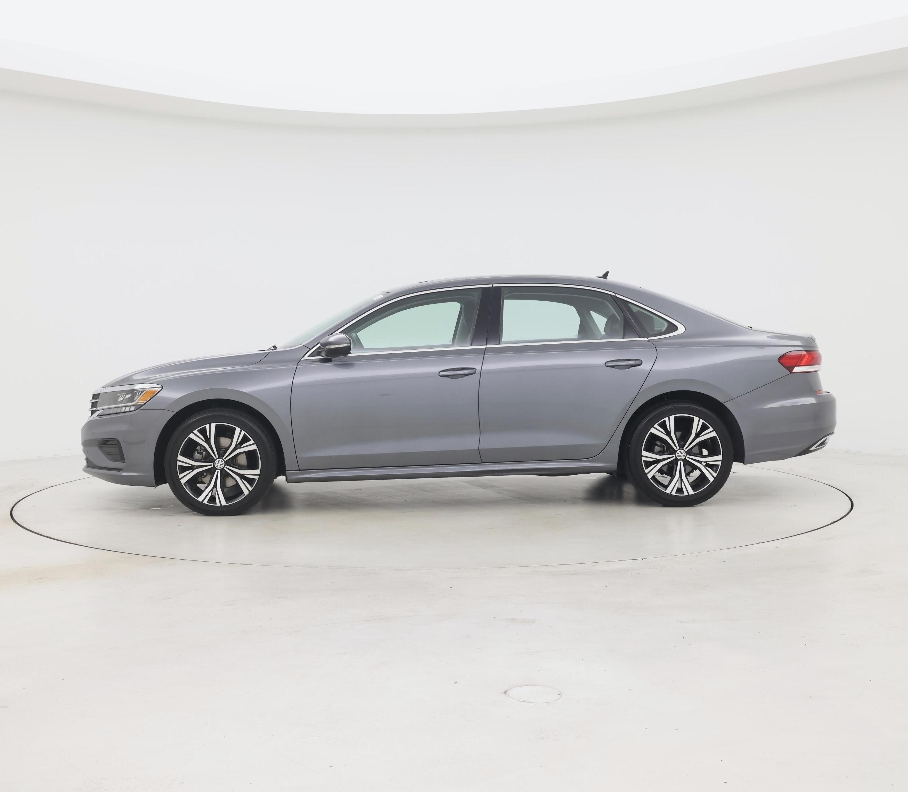 Thumbnail: 2022 Volkswagen Passat - 3