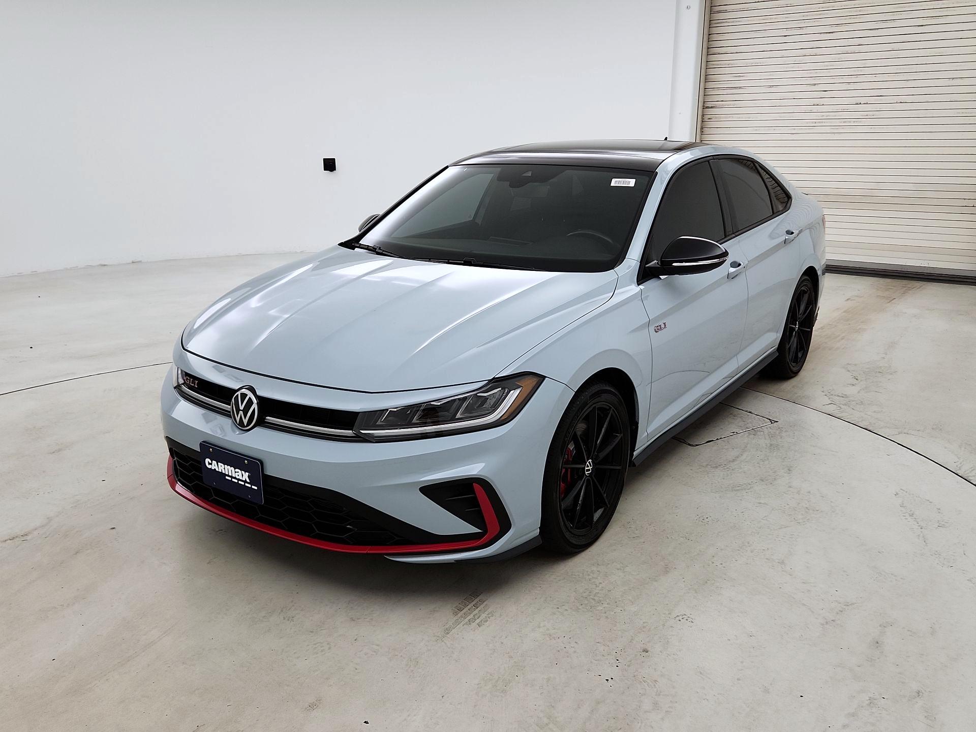 Thumbnail: 2025 Volkswagen Jetta - 3
