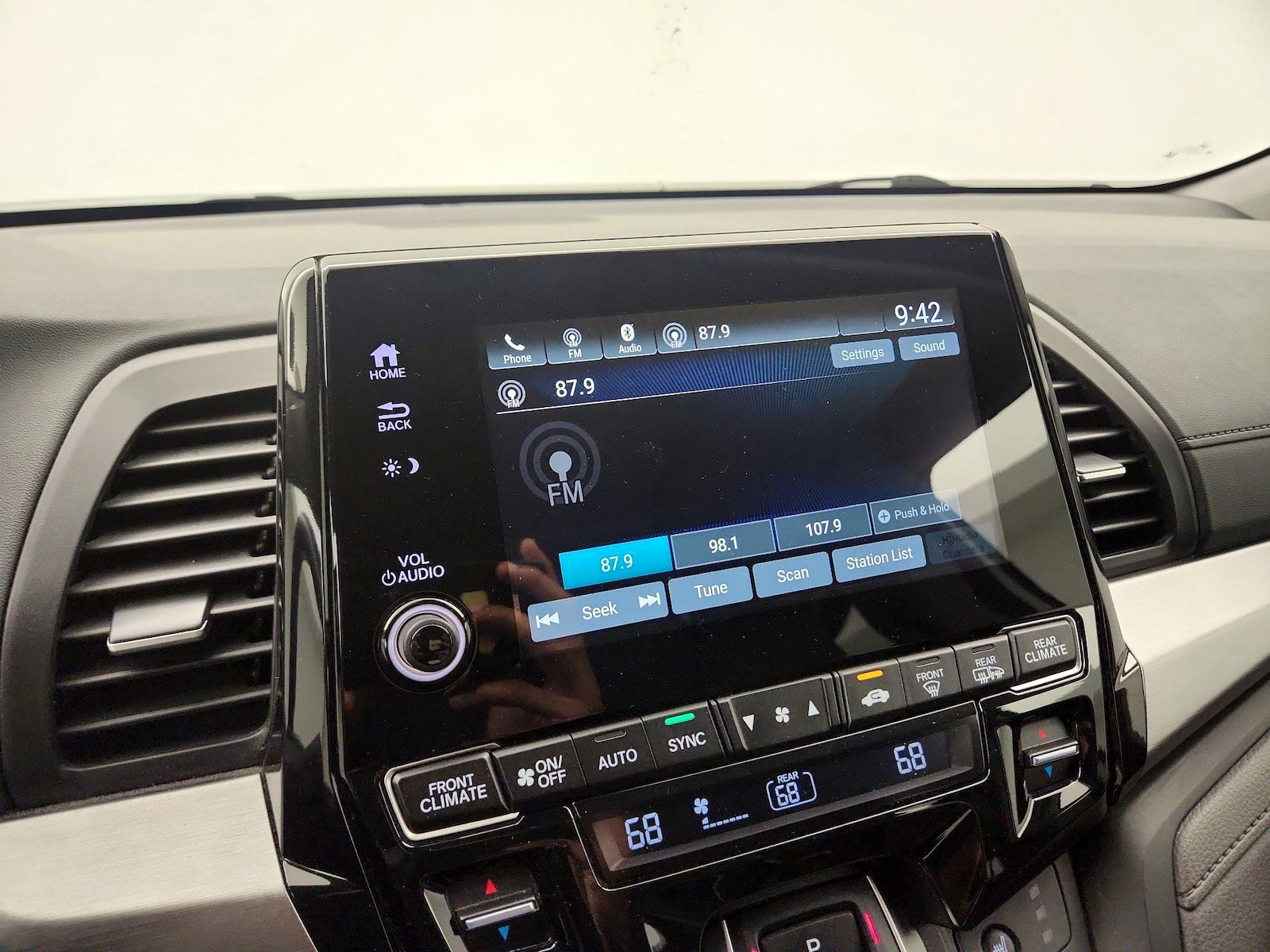 2024 Honda Odyssey EX-L - Photo 16