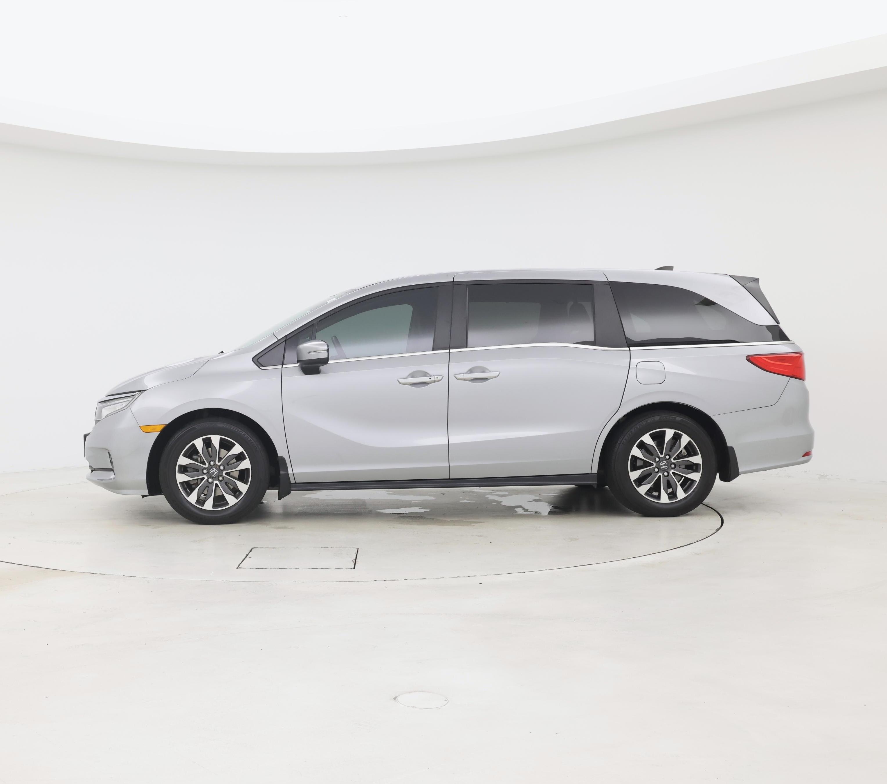 Thumbnail: 2024 Honda Odyssey - 3