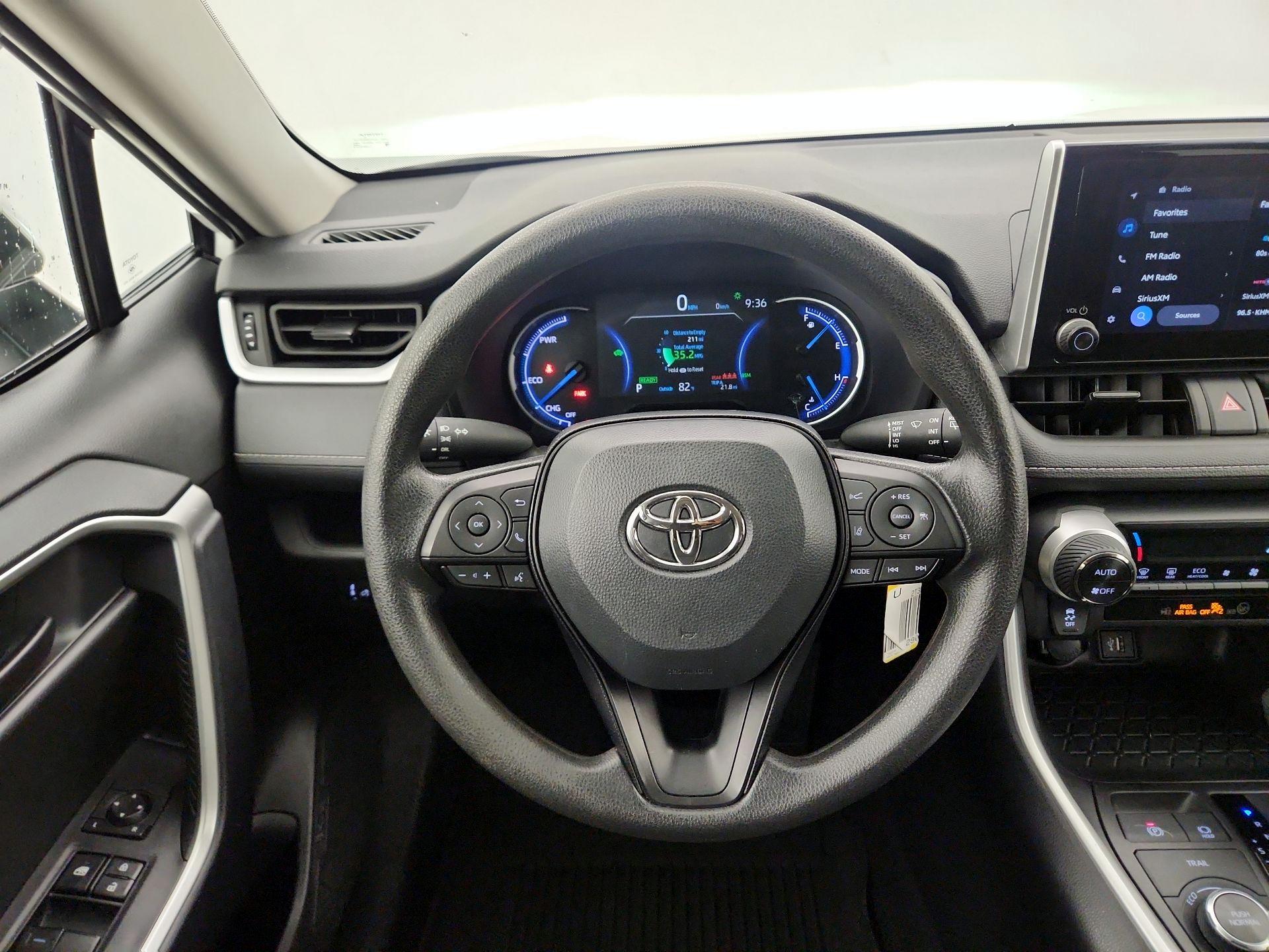 Thumbnail: 2024 Toyota RAV4 - 10
