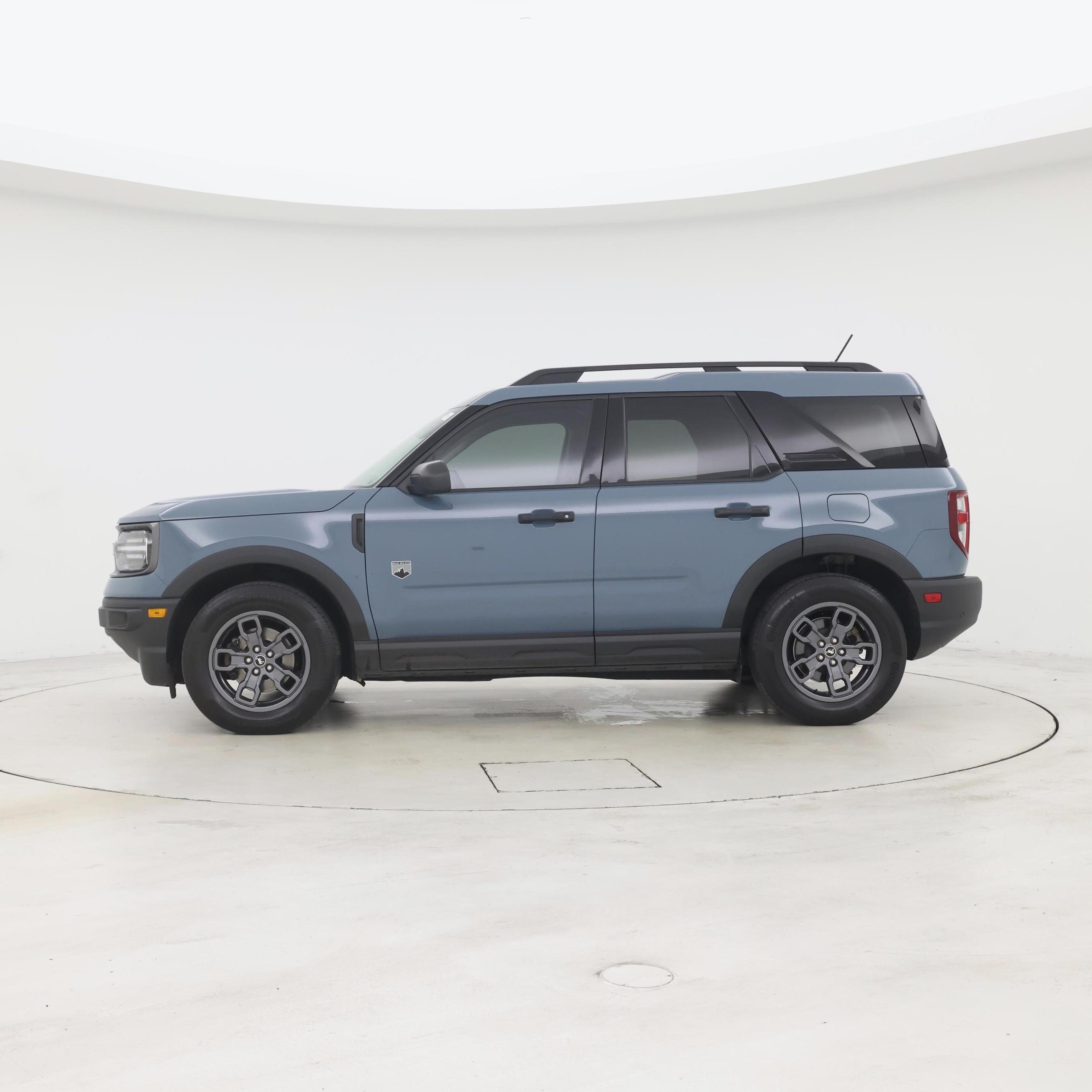 Thumbnail: 2022 Ford Bronco Sport - 3