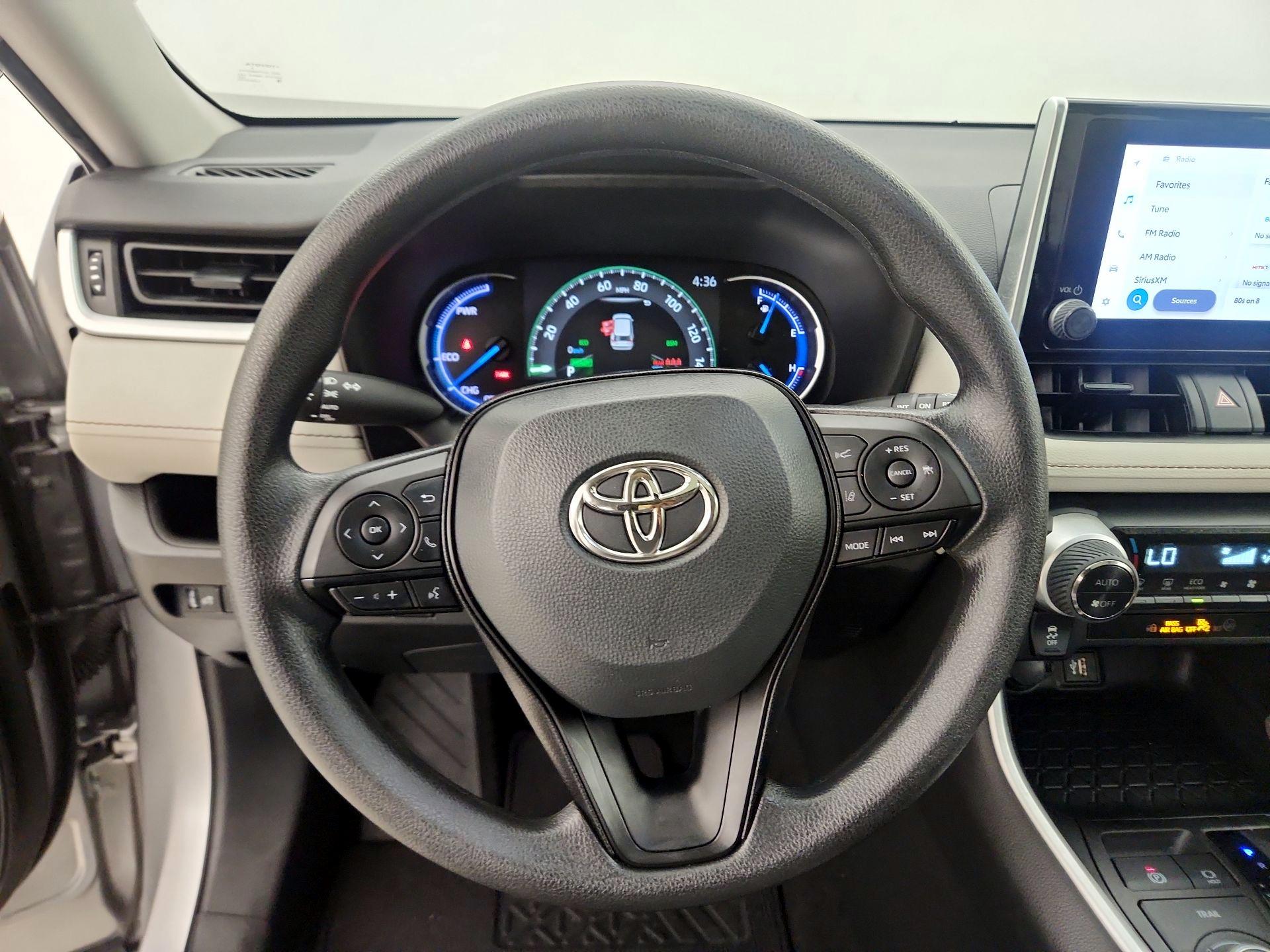 Thumbnail: 2023 Toyota RAV4 - 10