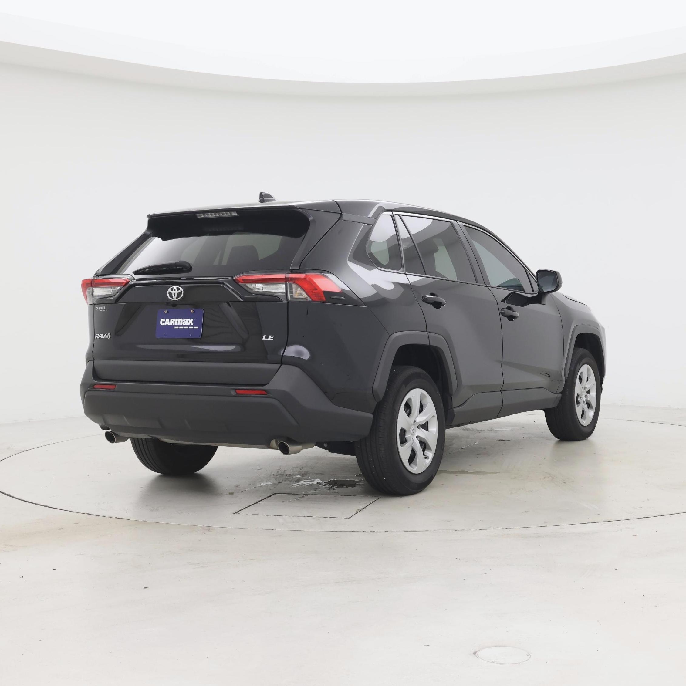 Thumbnail: 2023 Toyota RAV4 - 8