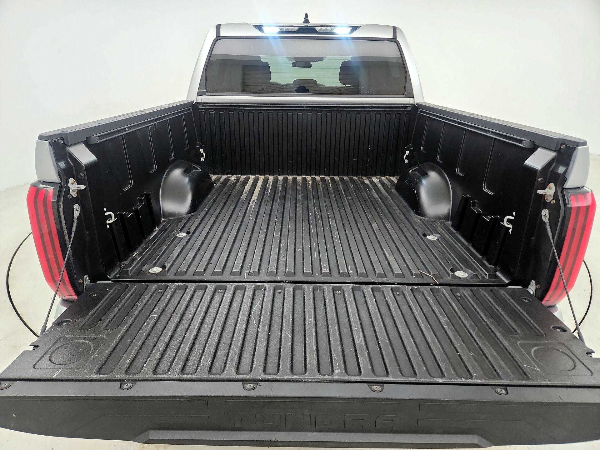 Thumbnail: 2022 Toyota Tundra - 20
