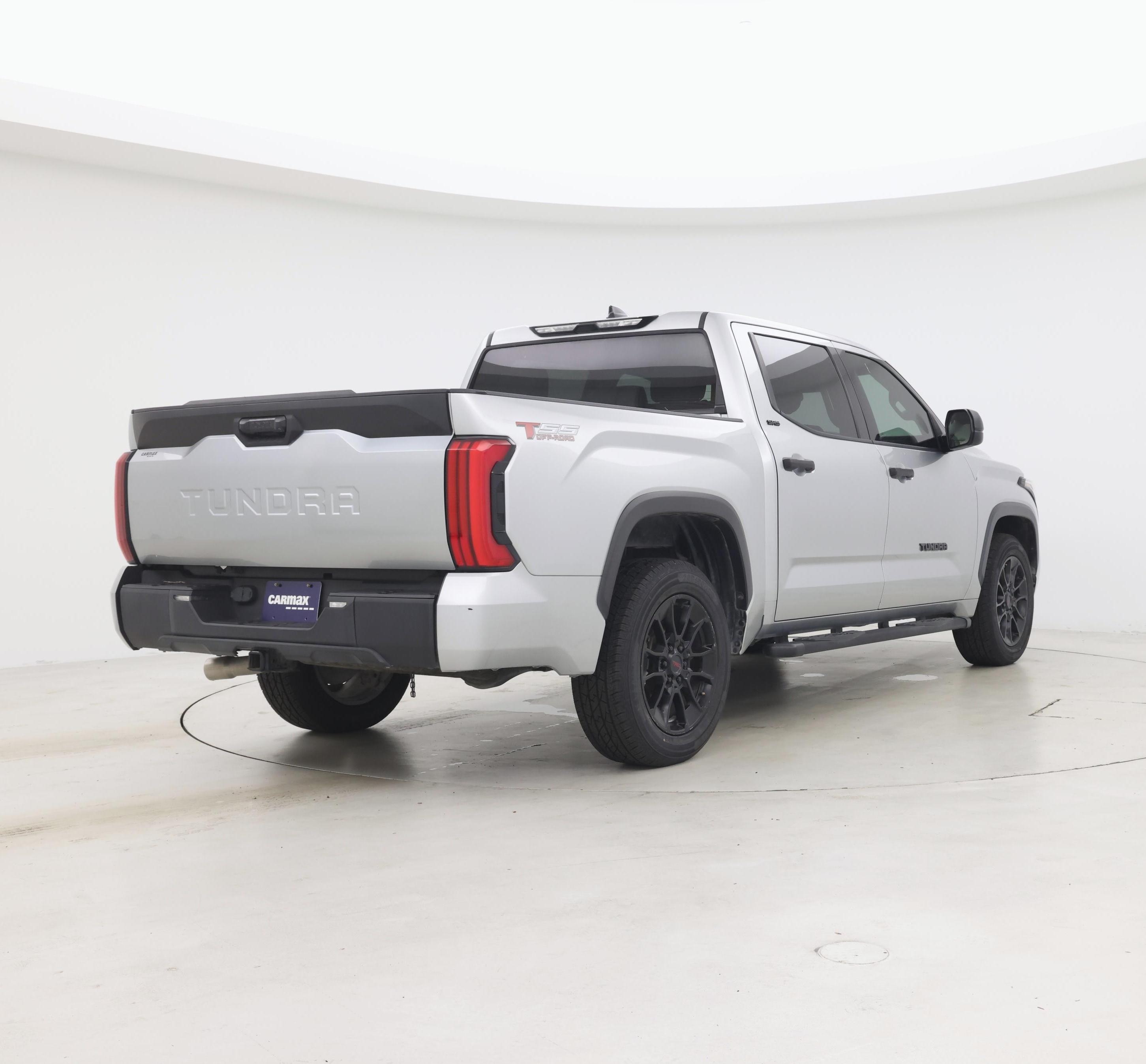 Thumbnail: 2022 Toyota Tundra - 8