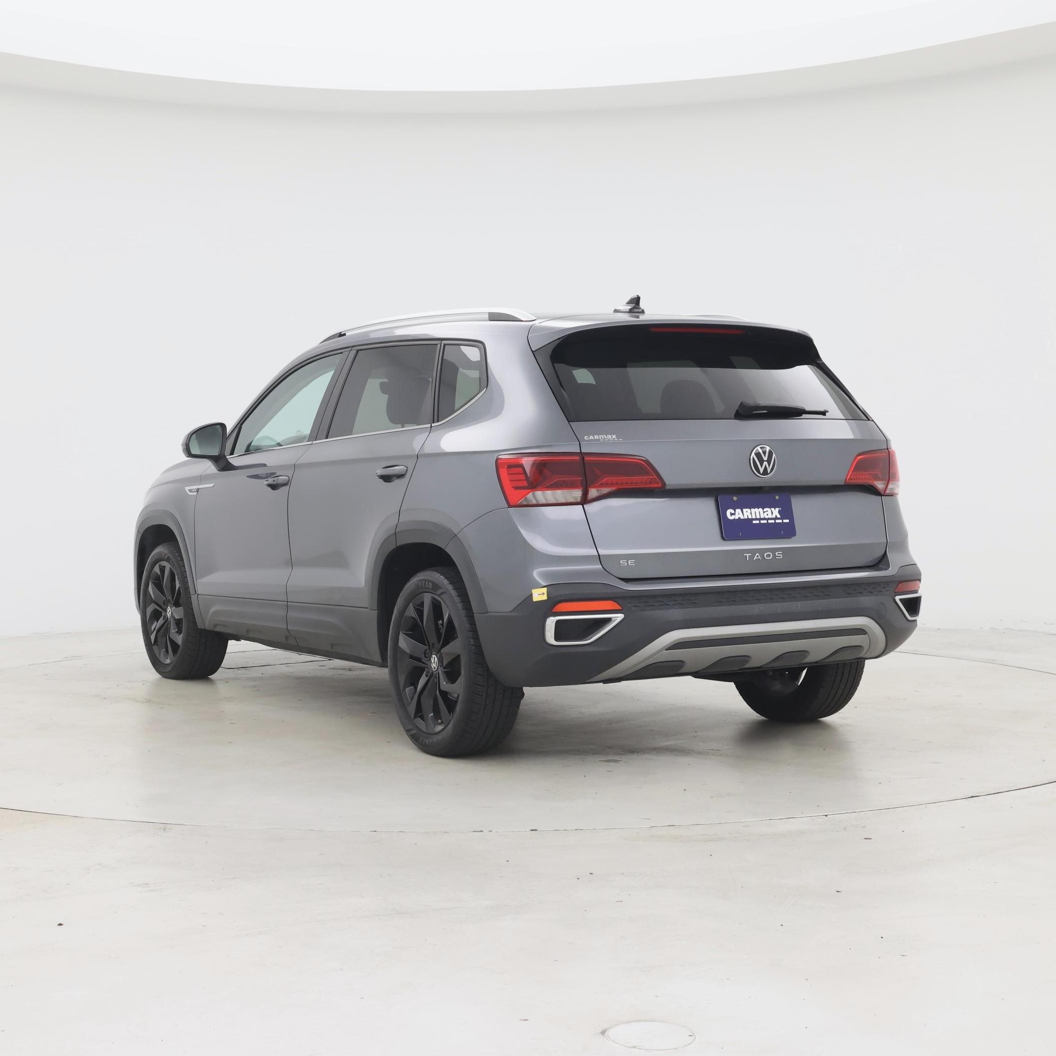 Thumbnail: 2022 Volkswagen Taos - 2