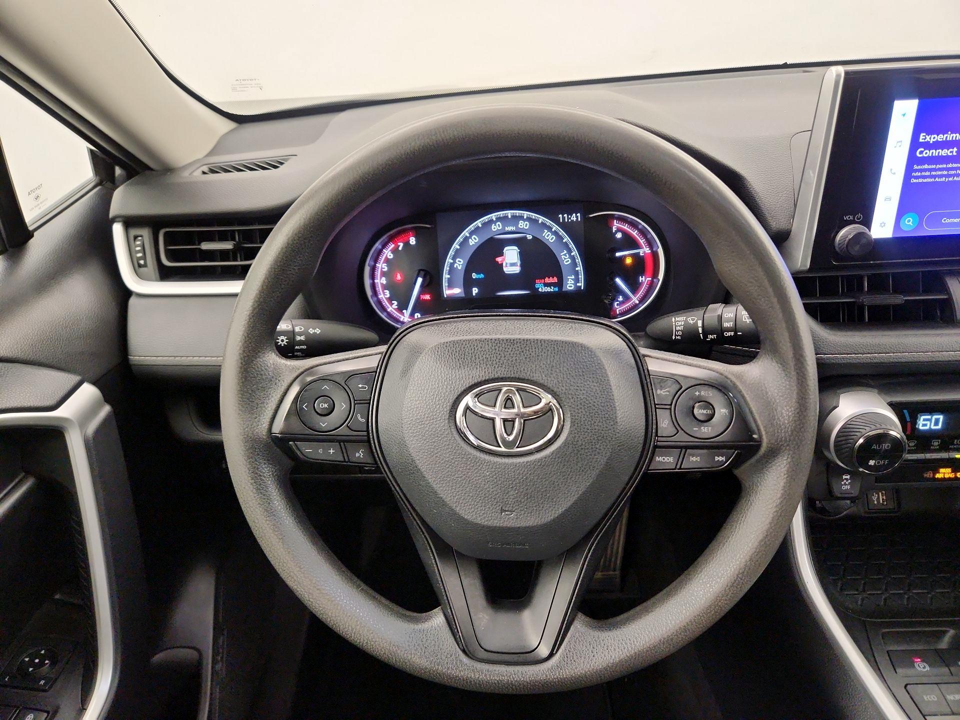 Thumbnail: 2024 Toyota RAV4 - 10