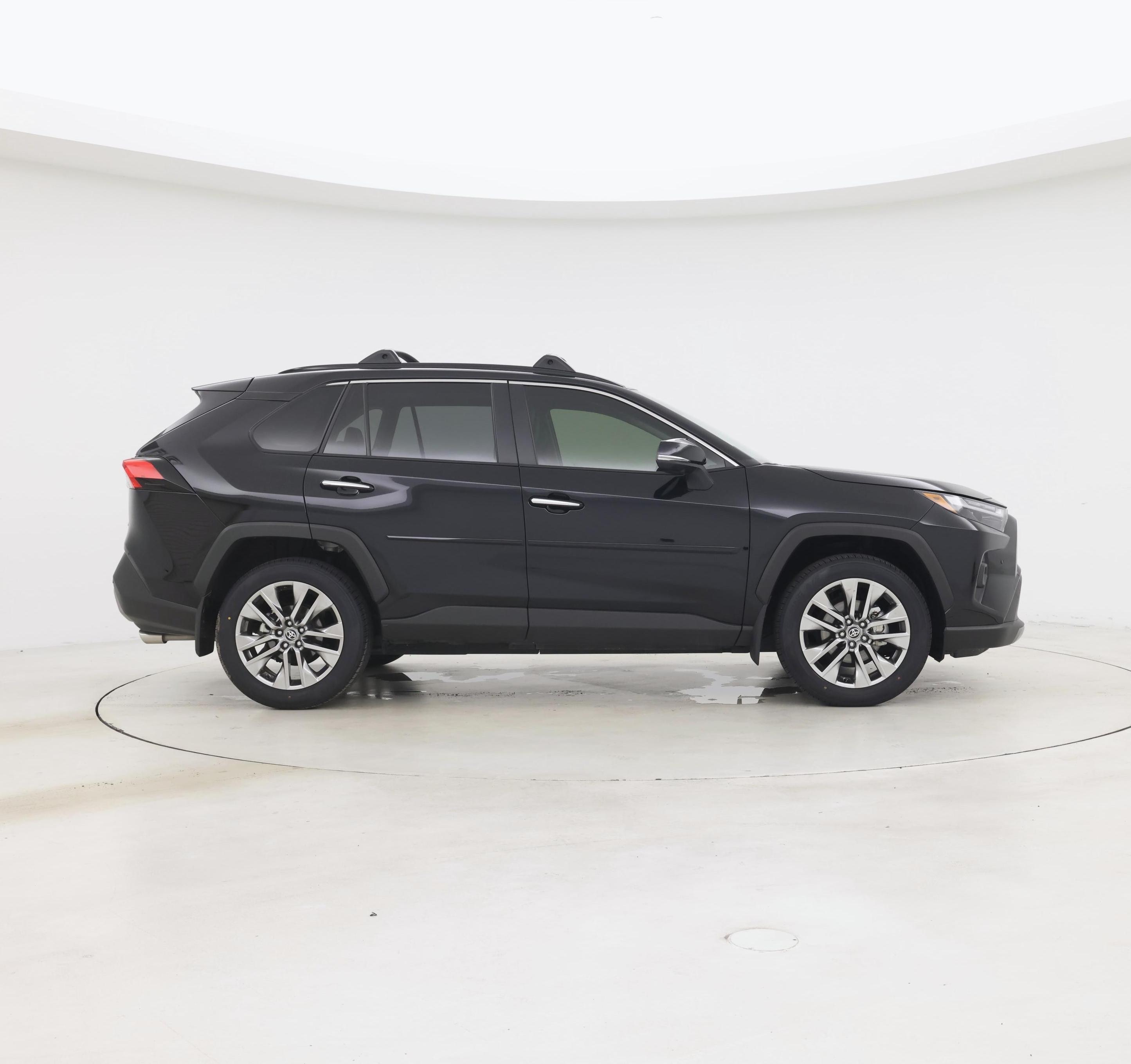 Thumbnail: 2025 Toyota RAV4 - 7