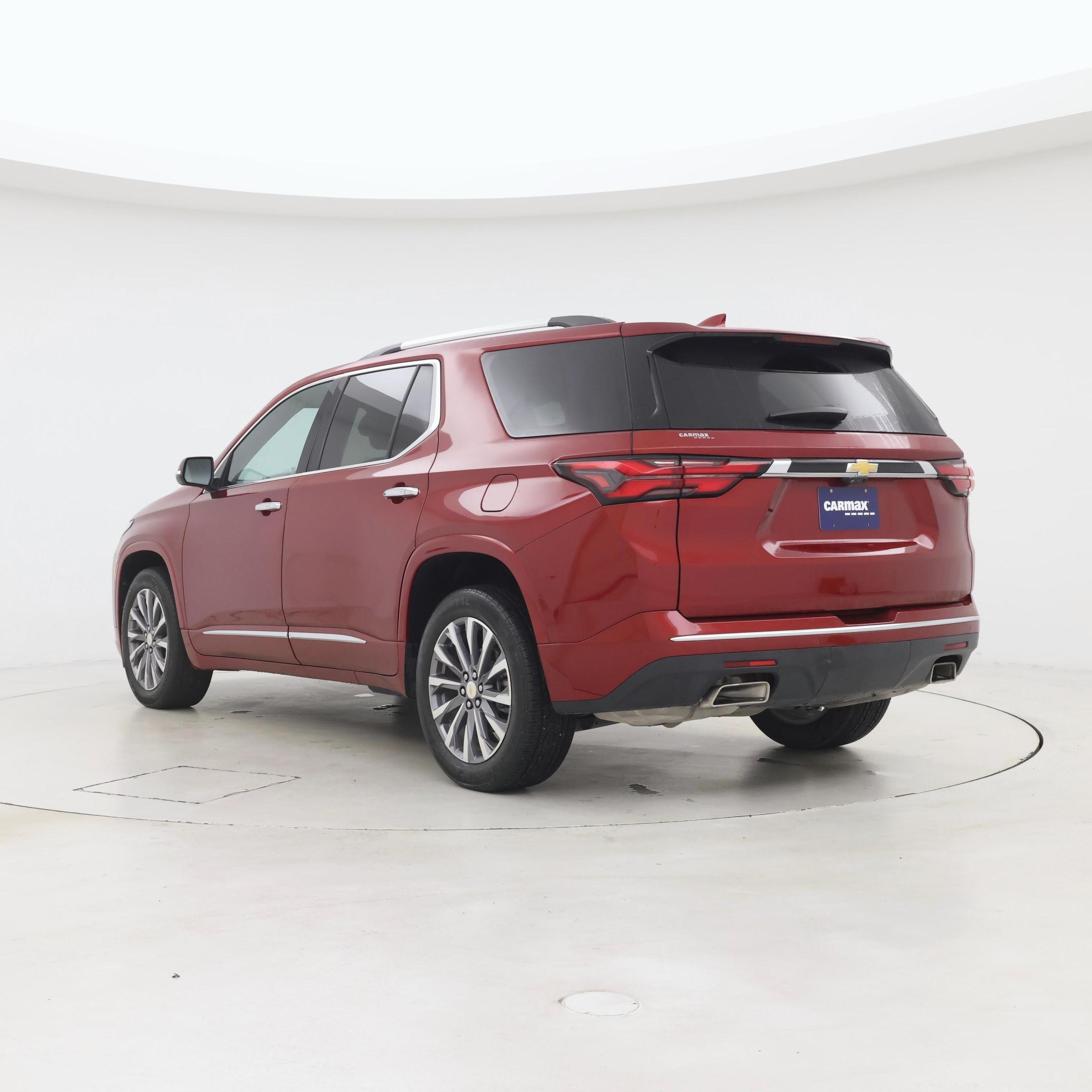 Thumbnail: 2023 Chevrolet Traverse - 2