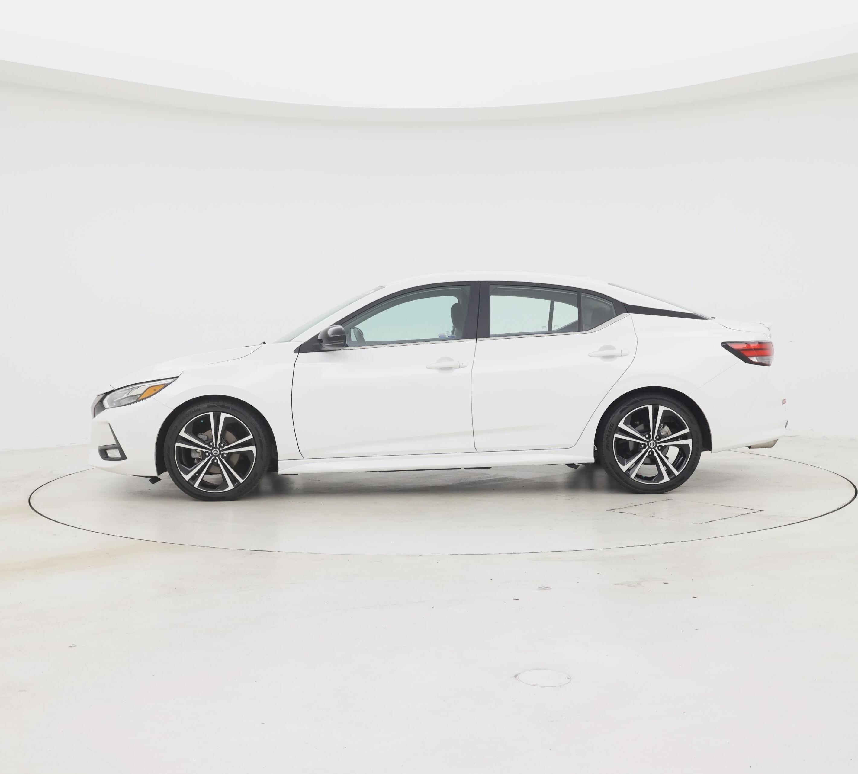 Thumbnail: 2023 Nissan Sentra - 3