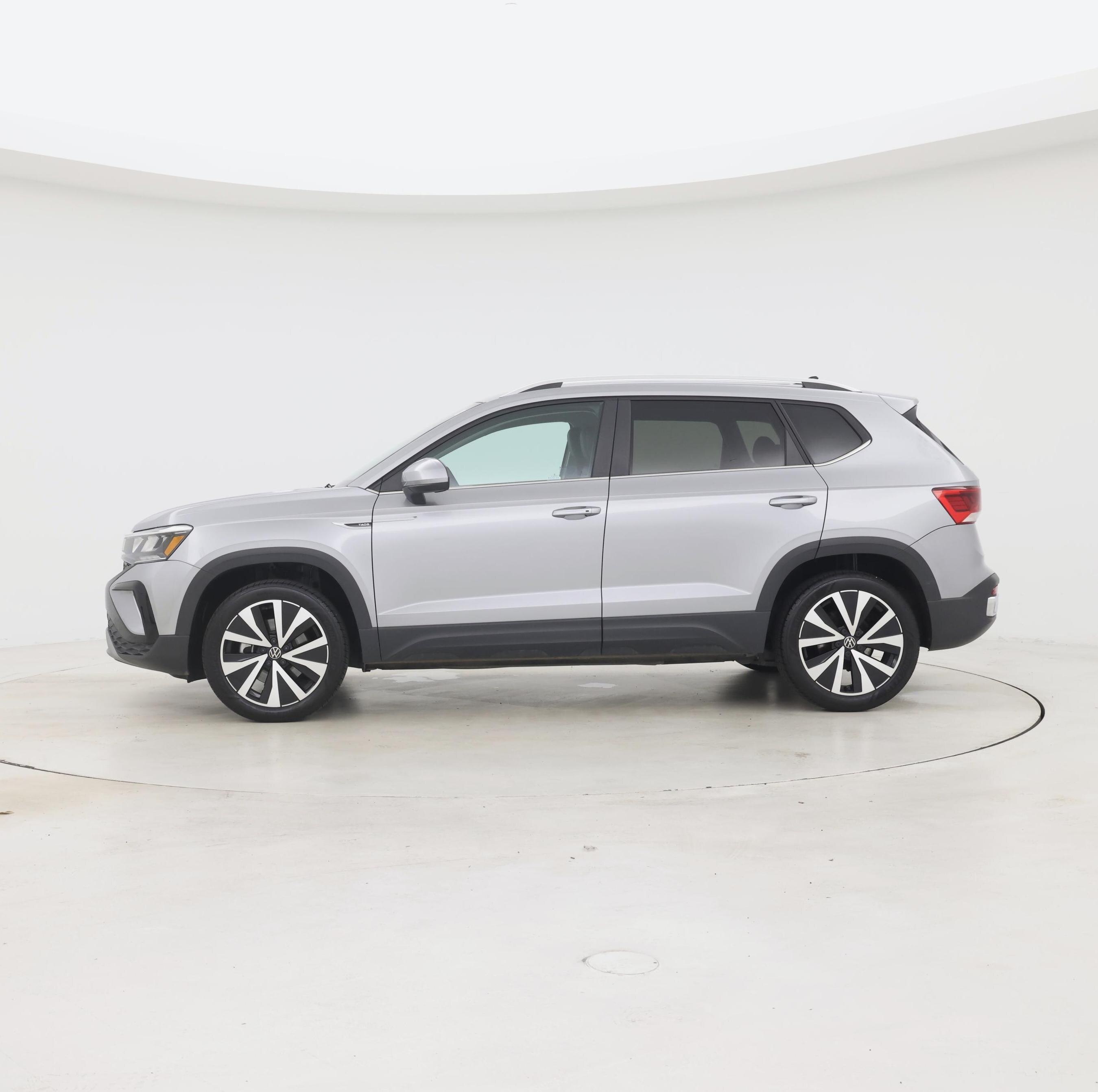 Thumbnail: 2023 Volkswagen Taos - 3